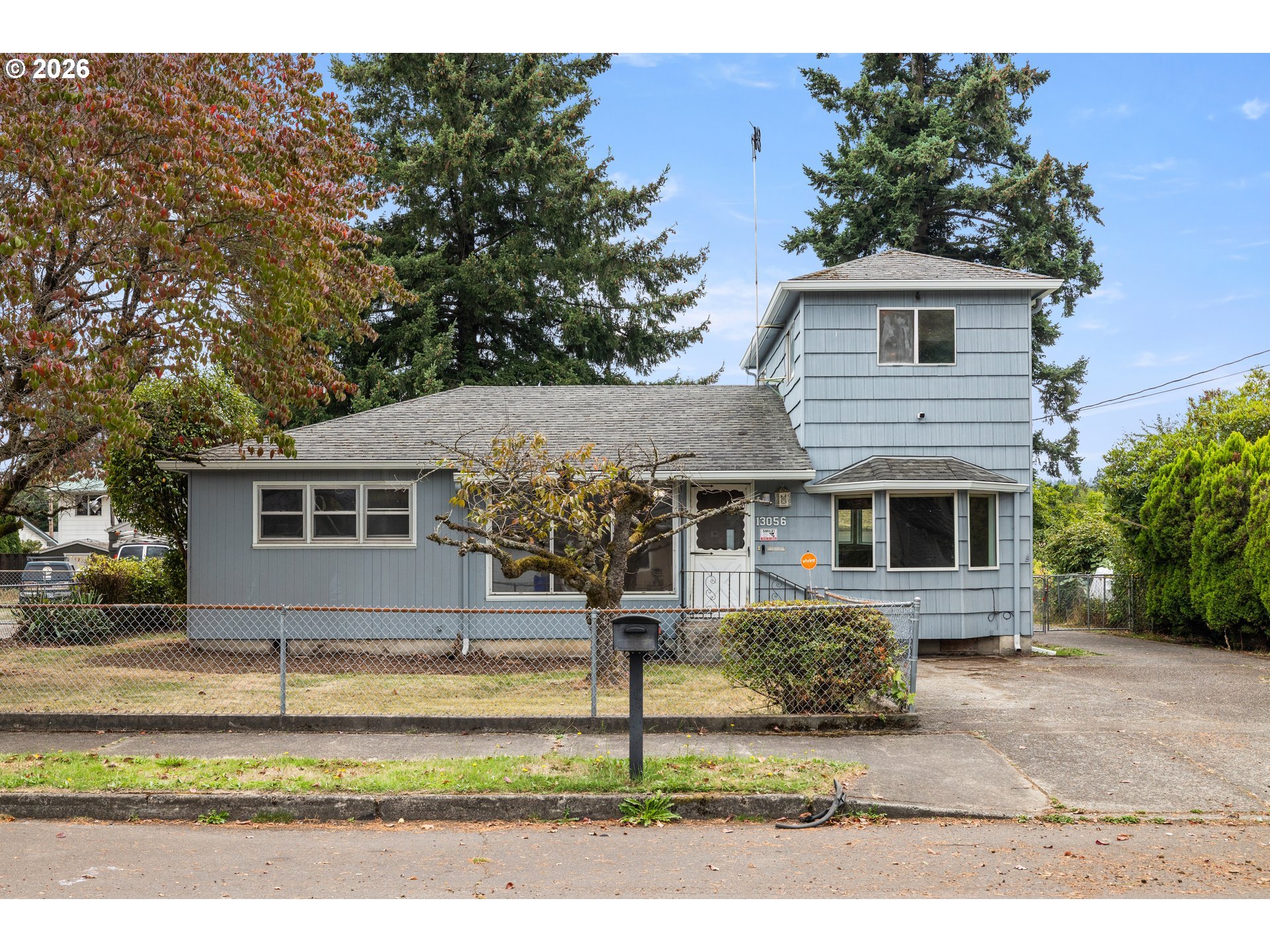 13056 Se Center St Property Photo 1