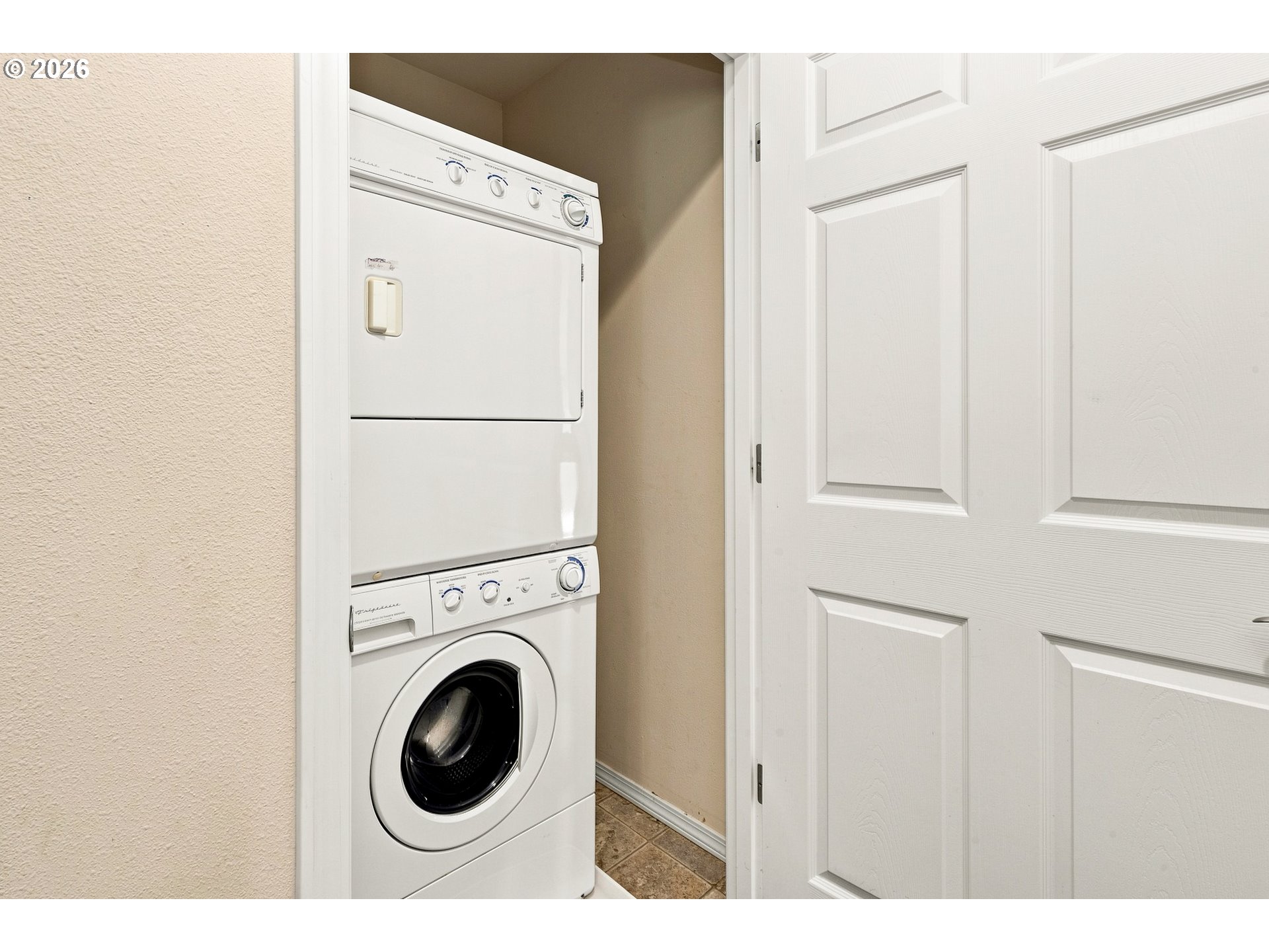 13150 D St 11 Property Photo 45