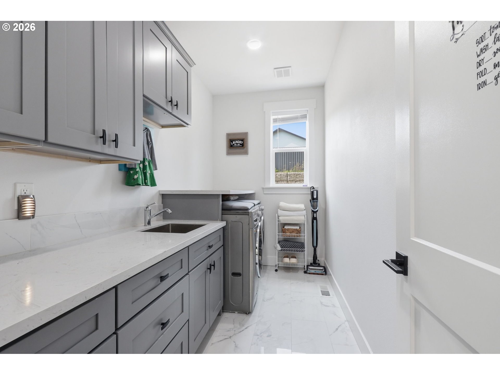 1226 Nw Iman Loop Rd Property Photo 13
