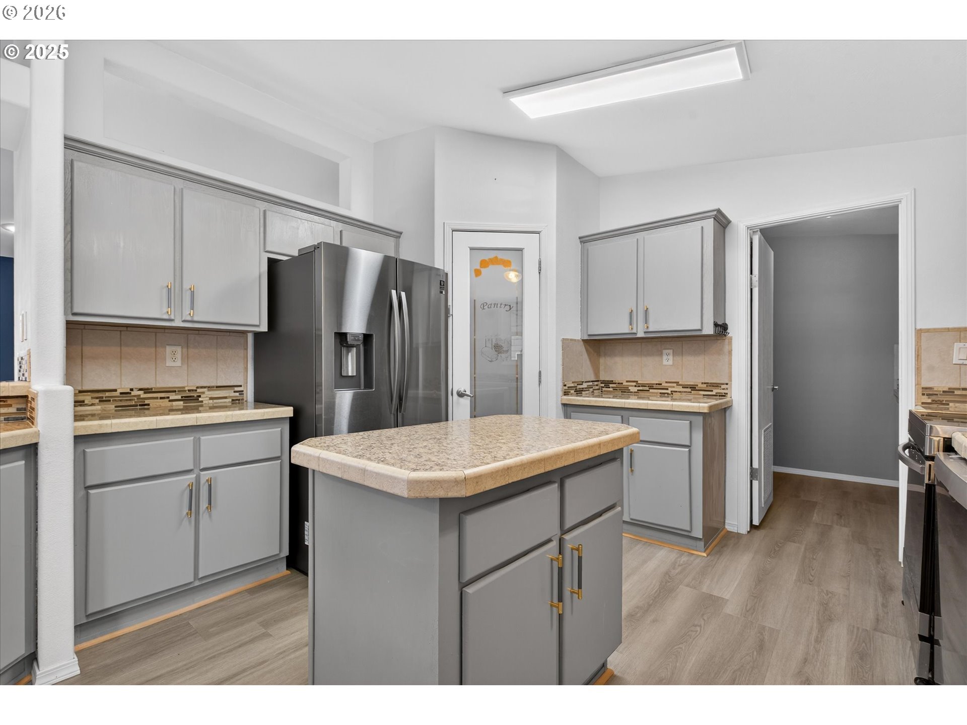 1680 Plum St Property Photo 11