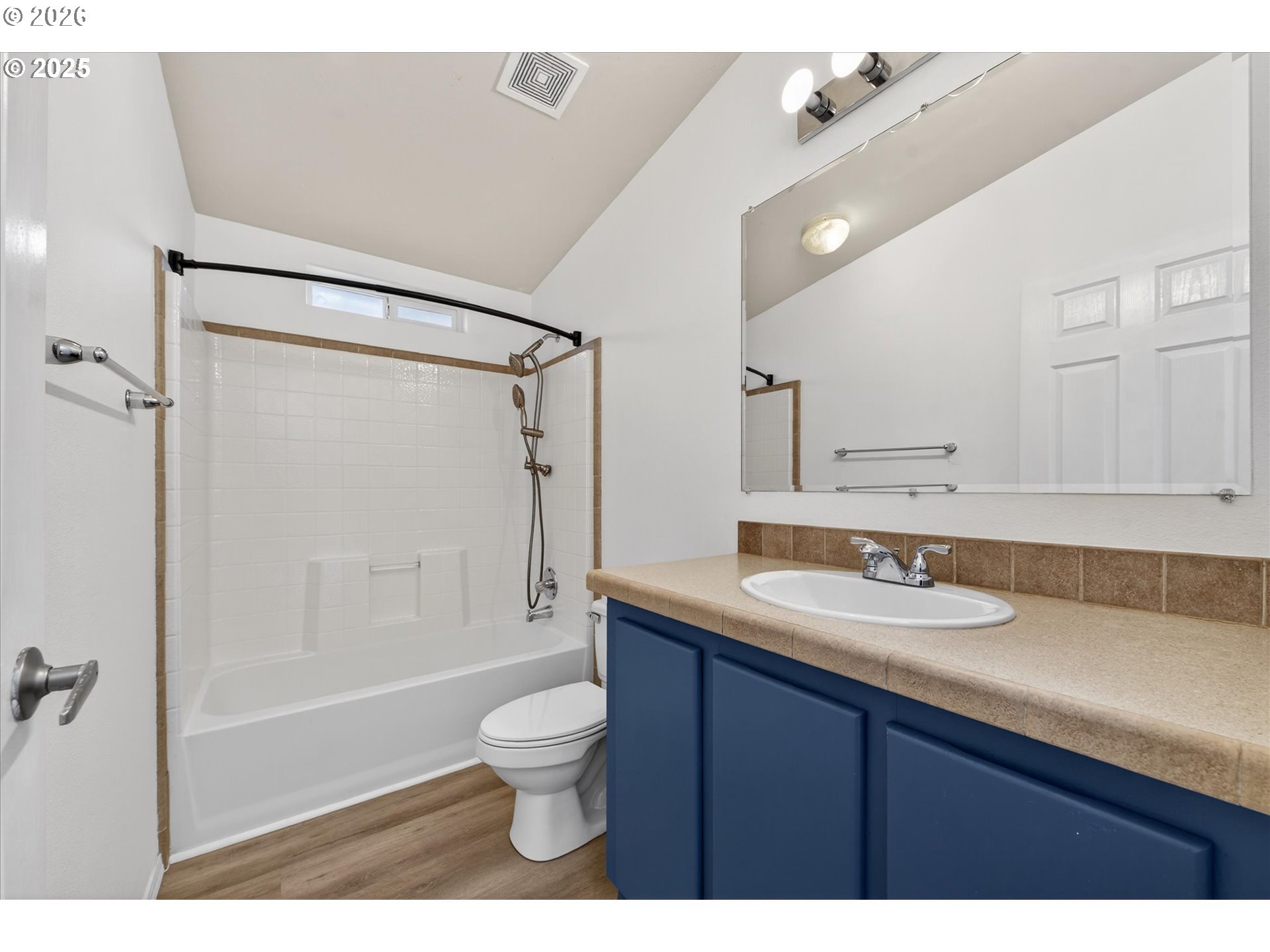1680 Plum St Property Photo 17