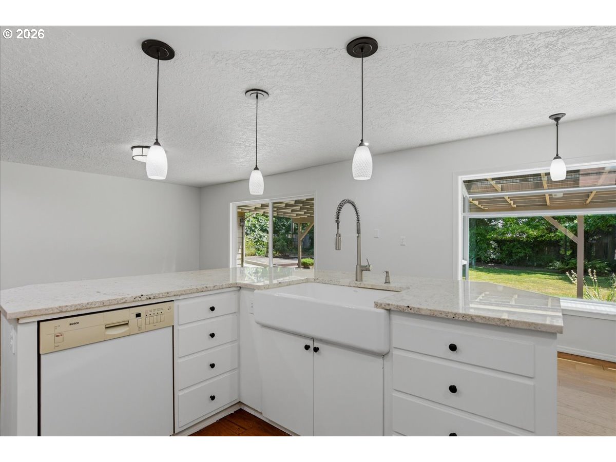 6209 Idaho St Property Photo 13