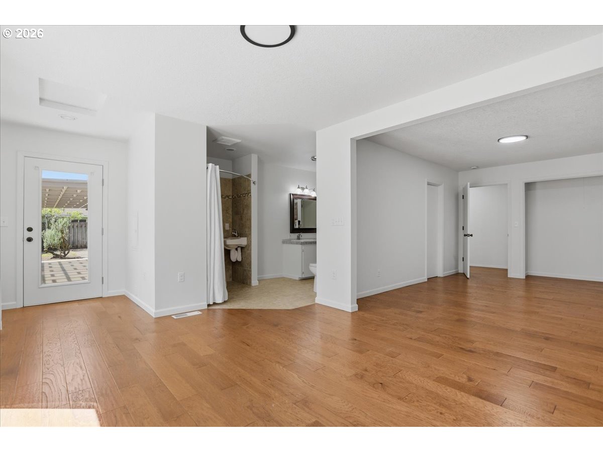 6209 Idaho St Property Photo 28