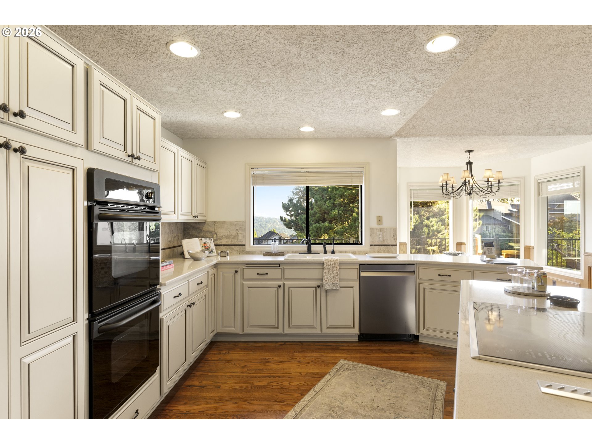 1804 Hall Ct Property Photo 8