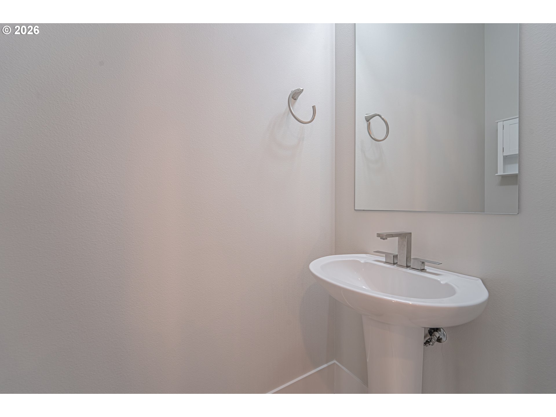 2375 N R St Property Photo 17