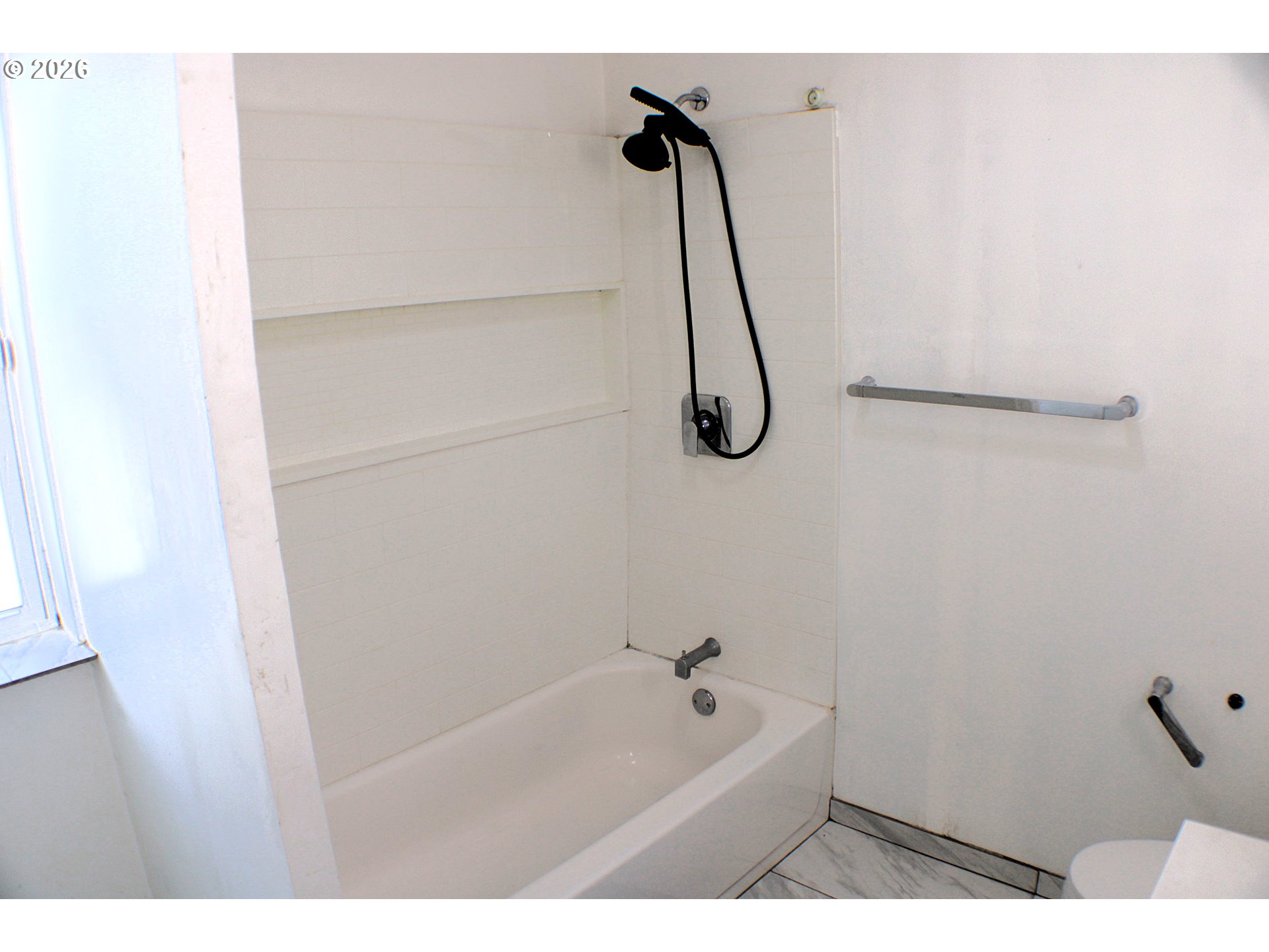 1545 Upper Cow Creek Rd Property Photo 11