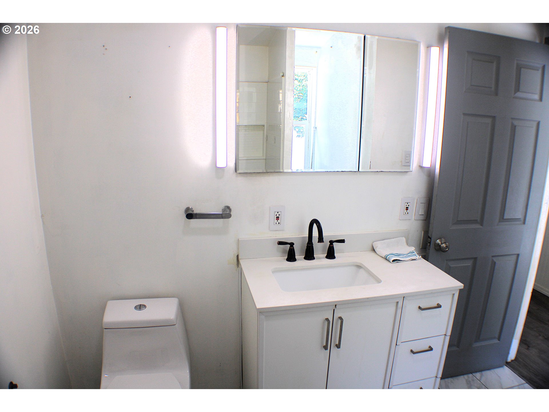 1545 Upper Cow Creek Rd Property Photo 12