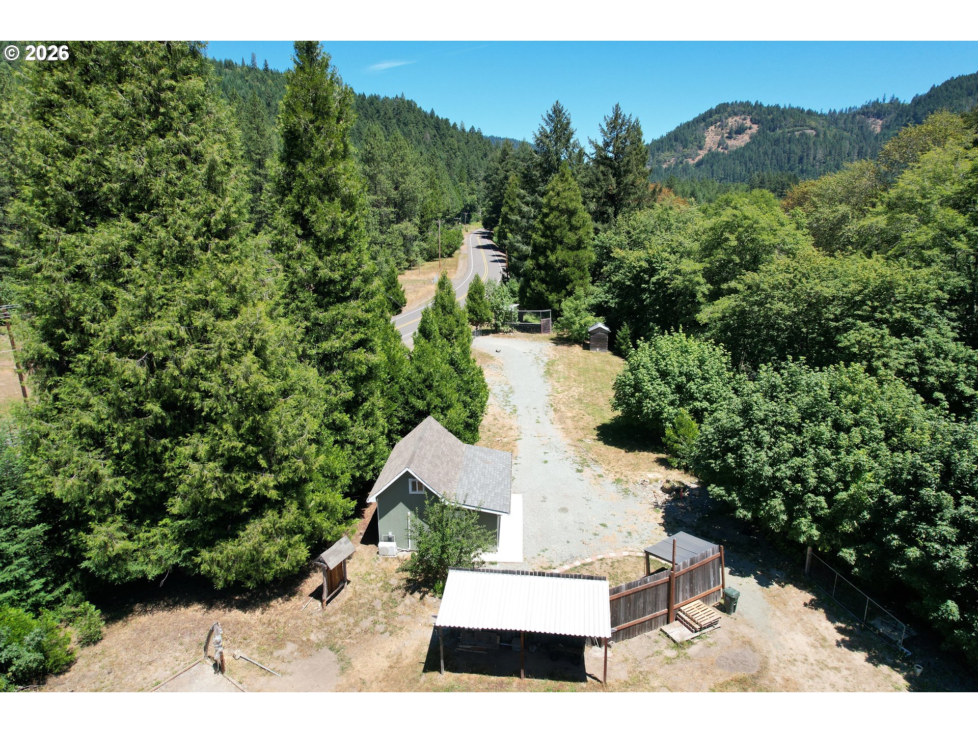 1545 Upper Cow Creek Rd Property Photo 23