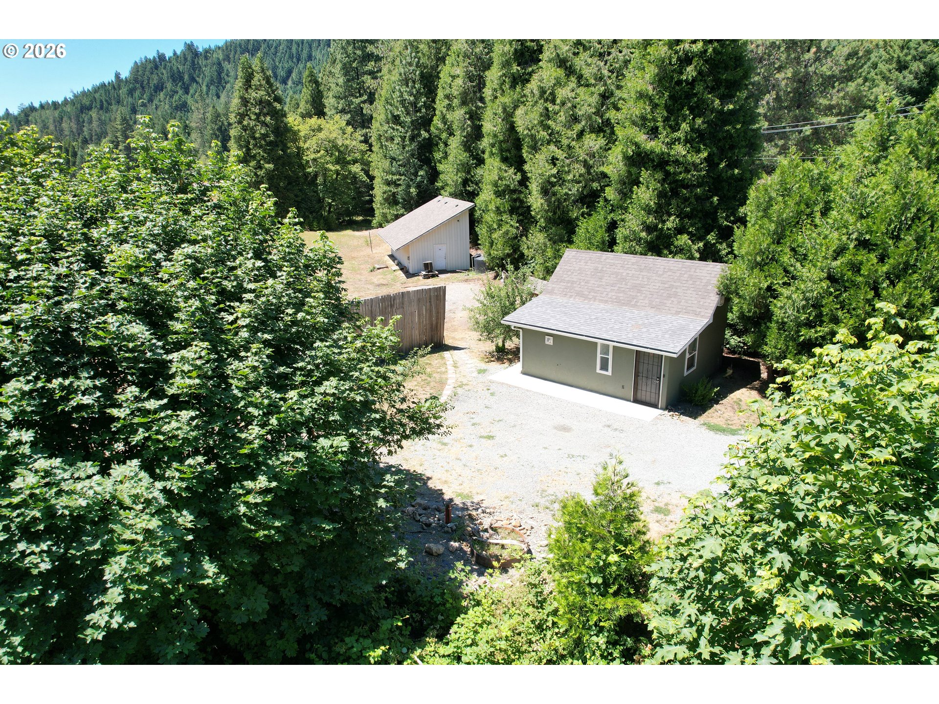 1545 Upper Cow Creek Rd Property Photo 24