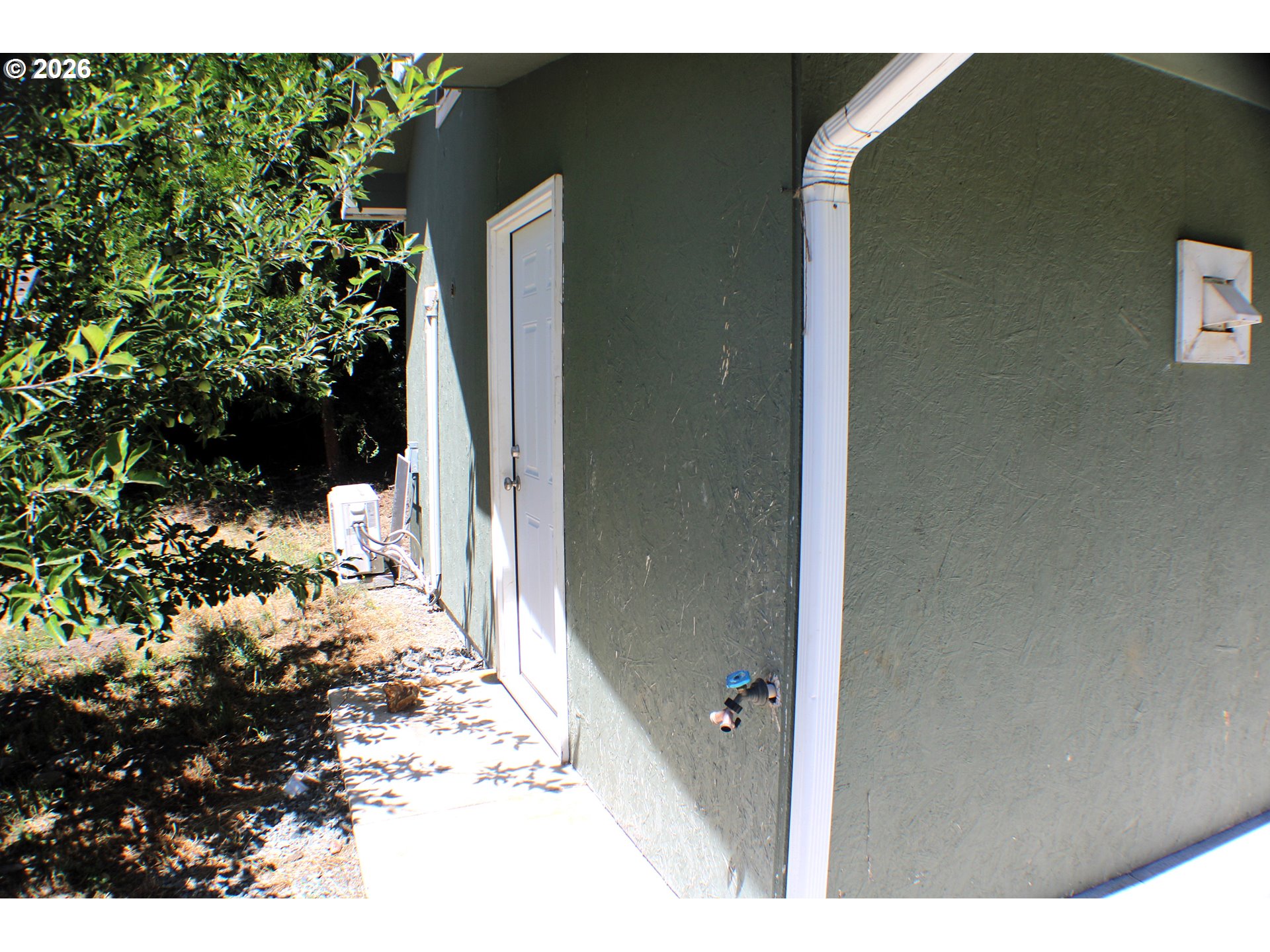 1545 Upper Cow Creek Rd Property Photo 26