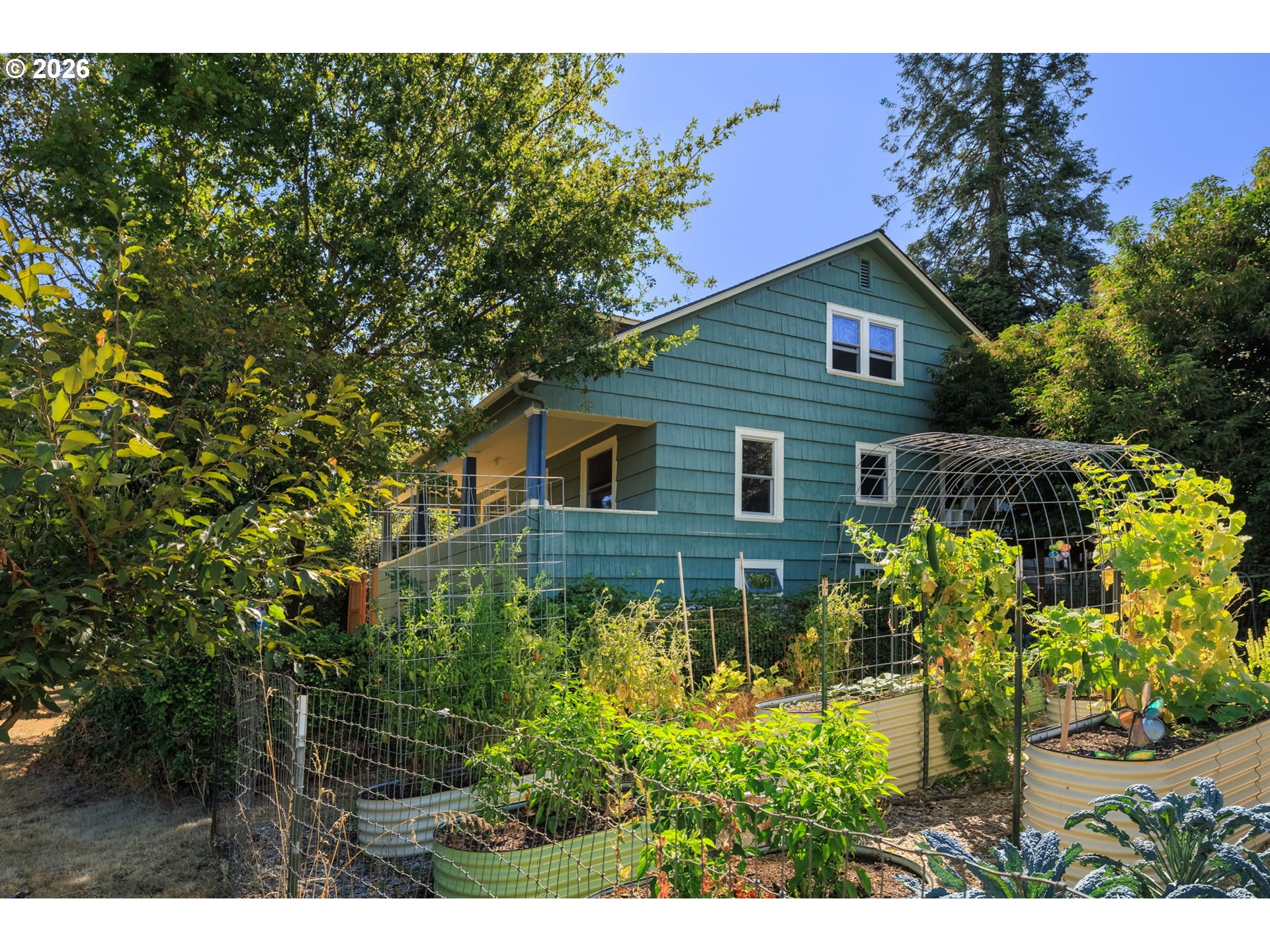 3190 W 18th Ave Property Photo 2