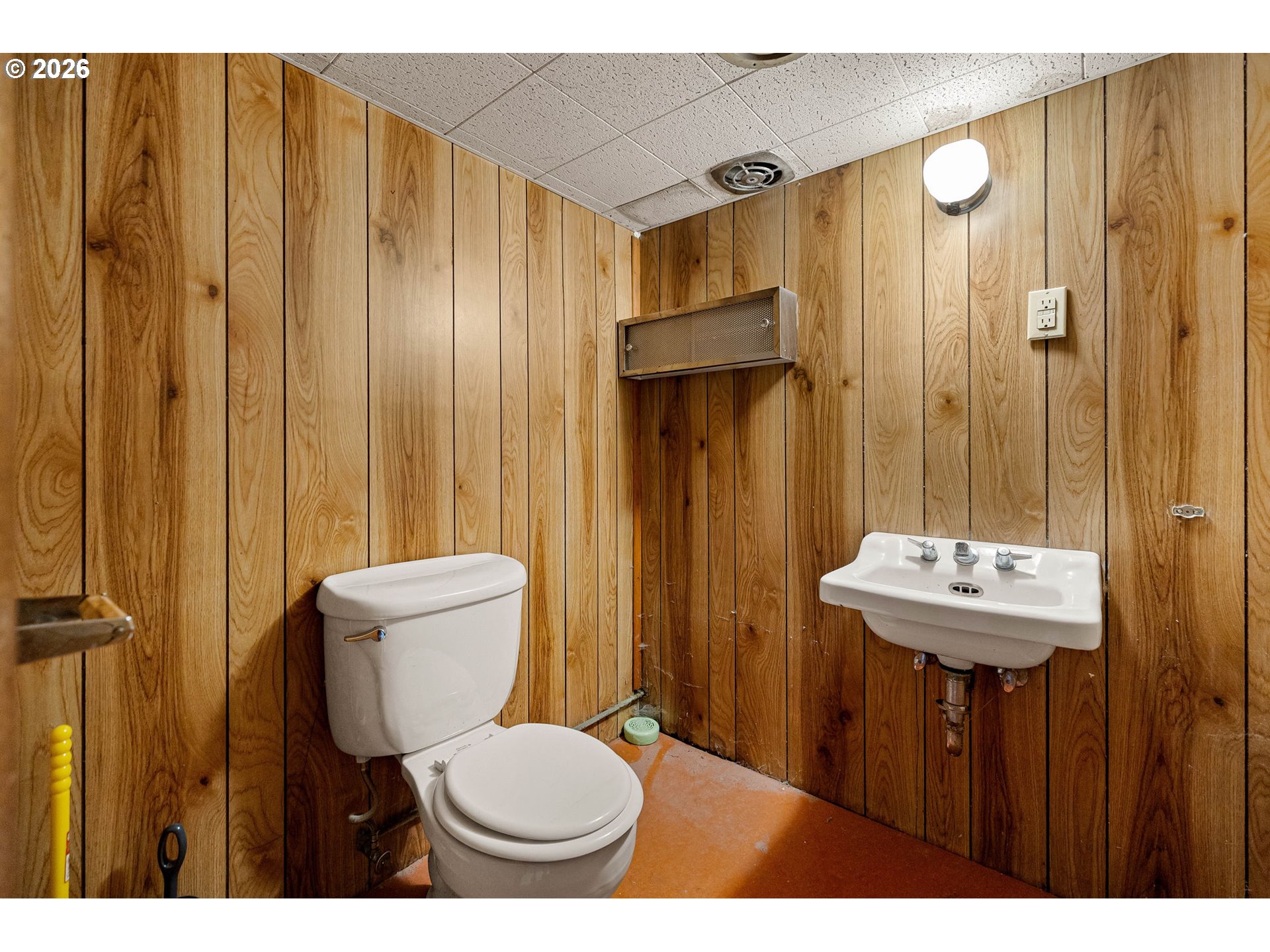 3190 W 18th Ave Property Photo 32