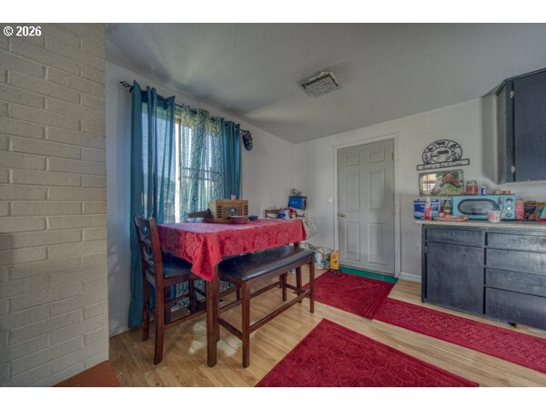 2125 Elm Ave Property Photo 6