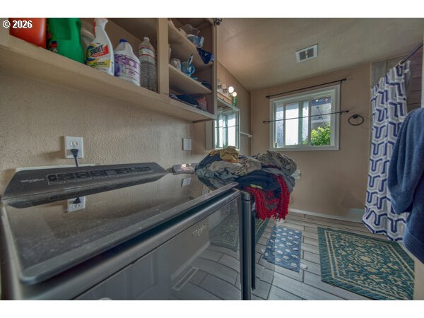 2125 Elm Ave Property Photo 13