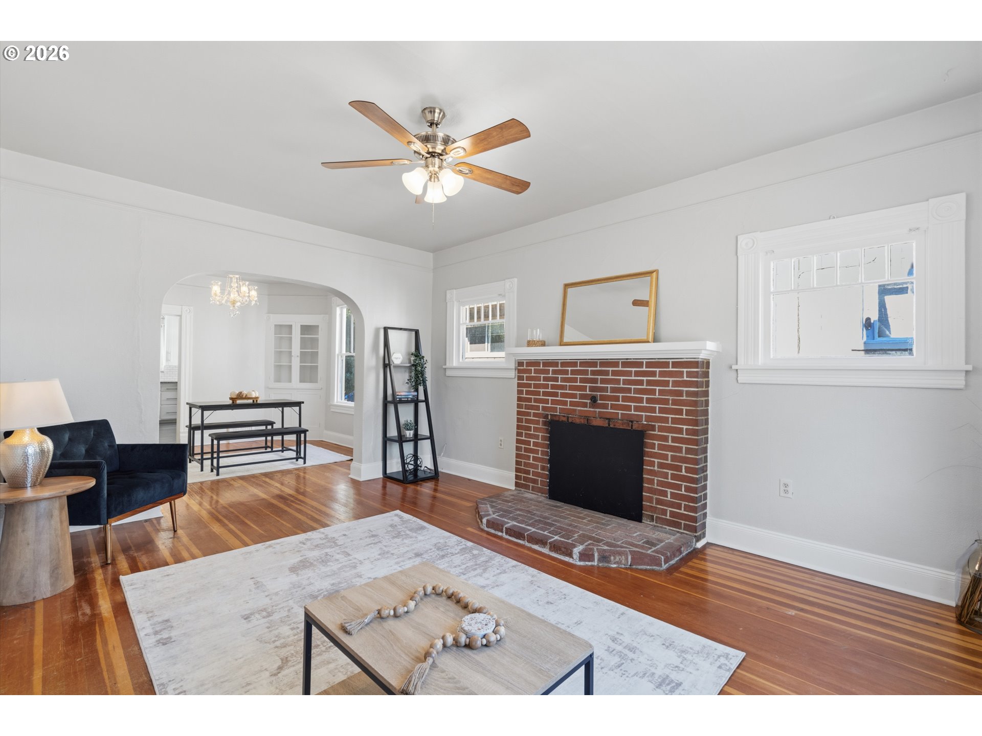 1020 Sw E Ave Property Photo 6