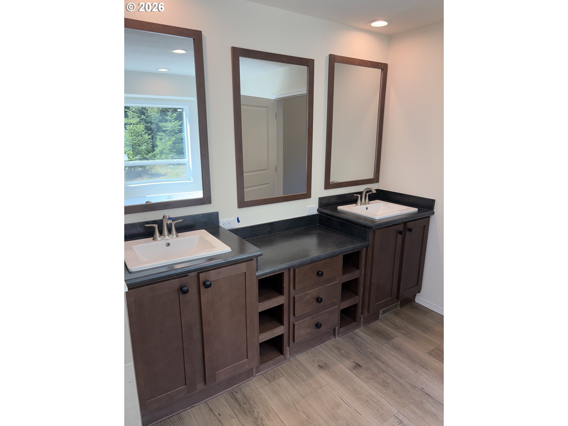 119 Norms Pl Property Photo 16