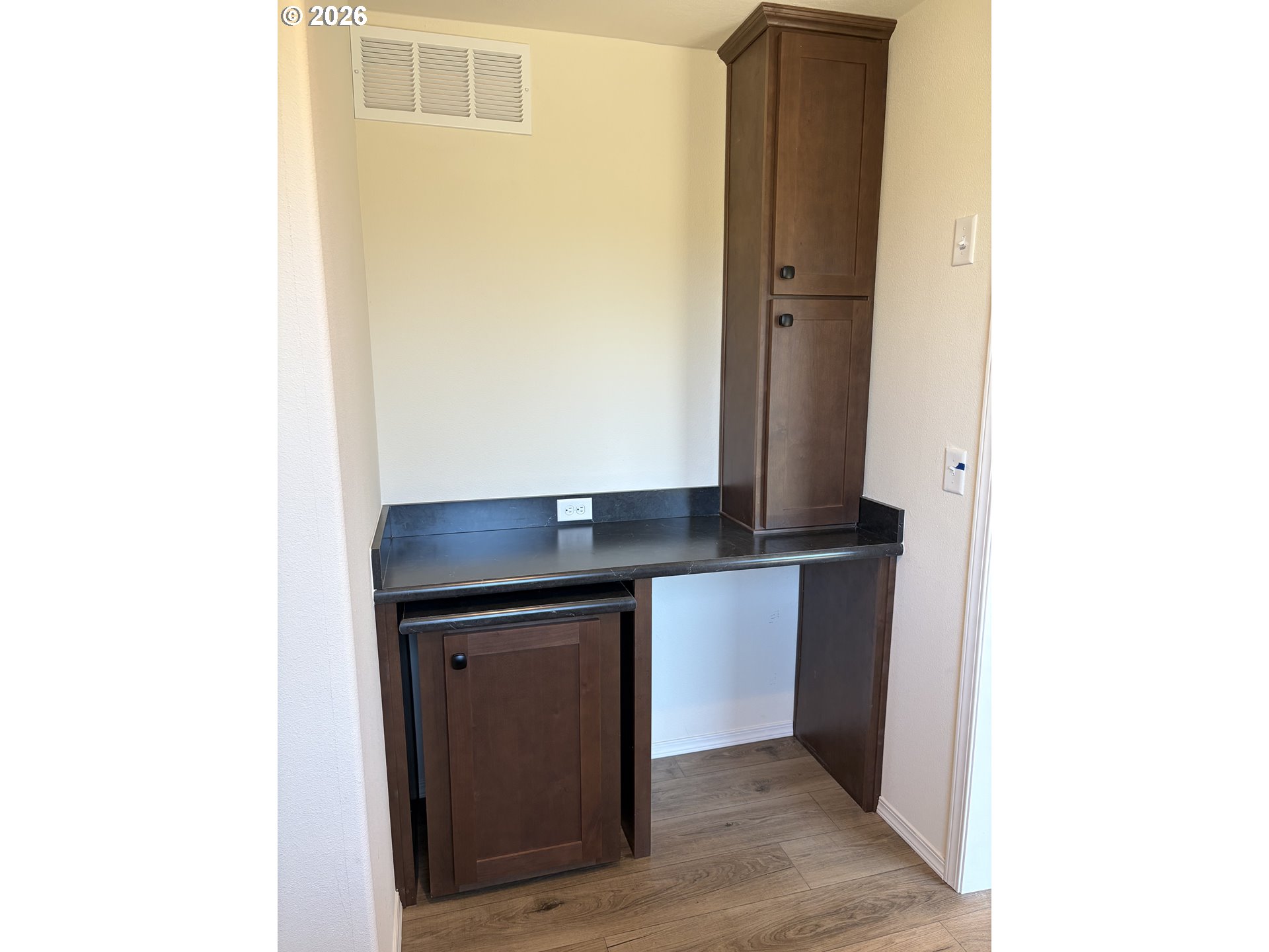 119 Norms Pl Property Photo 21