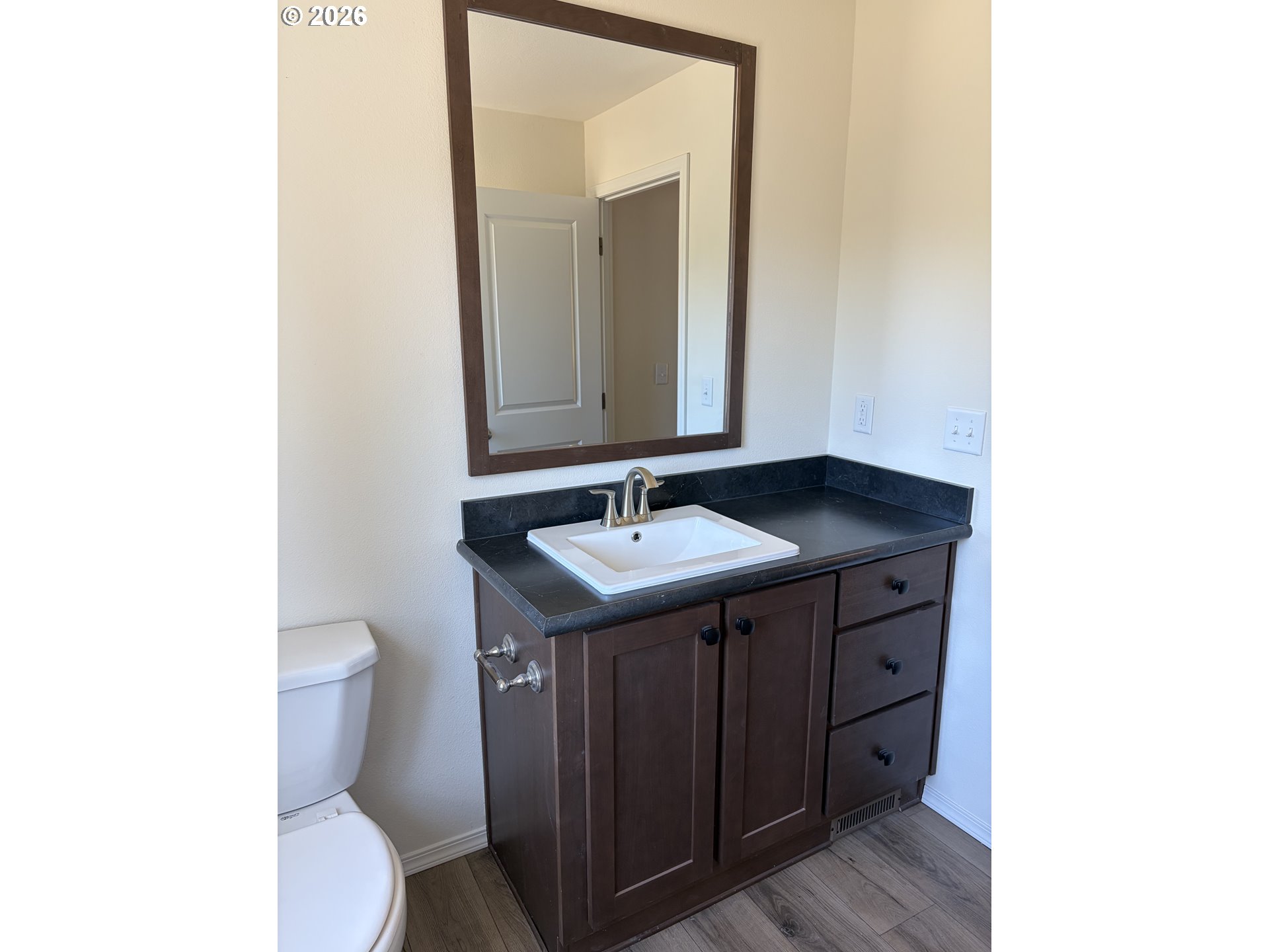 119 Norms Pl Property Photo 26