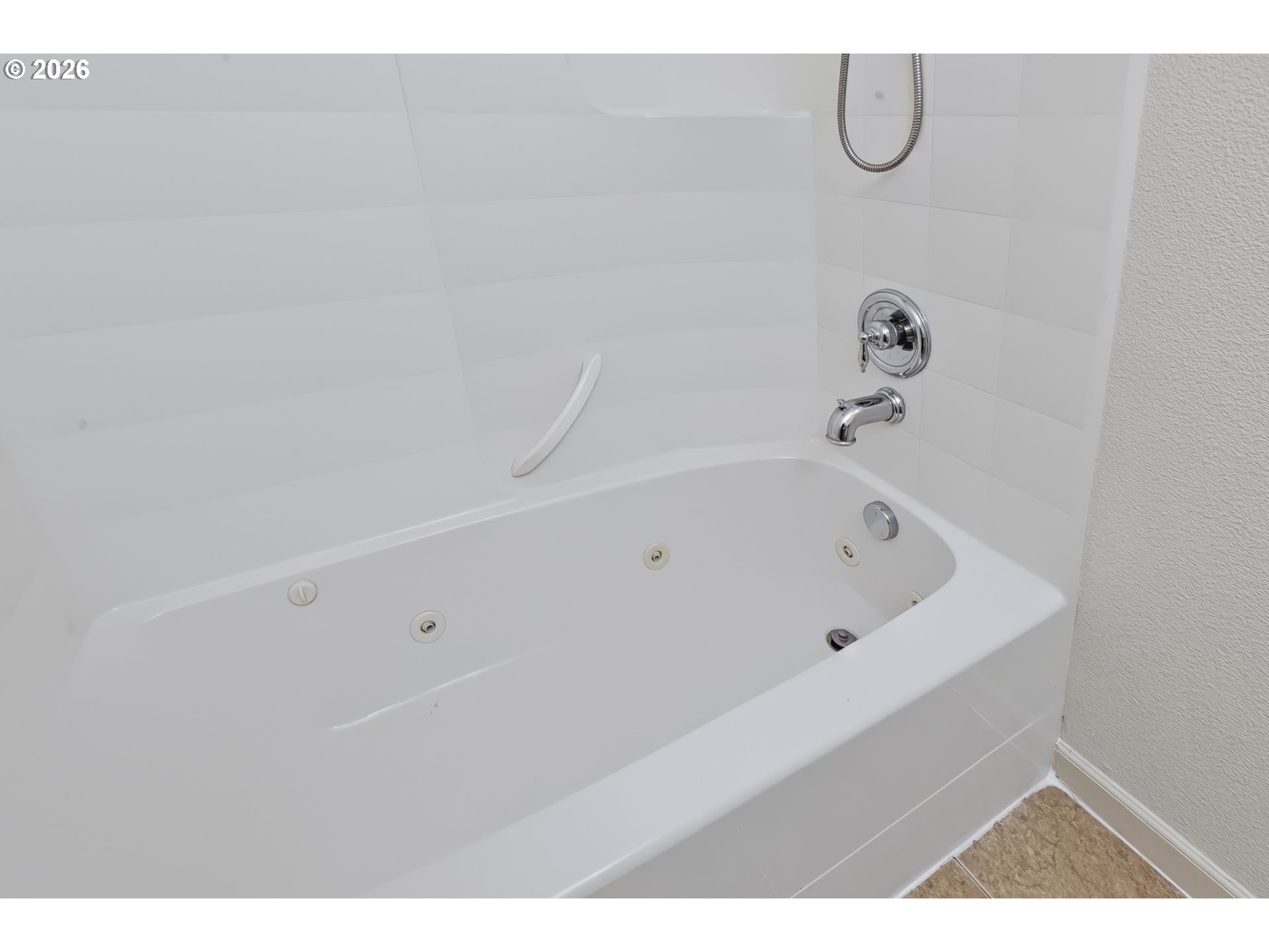 1090 Sw 170th Ave 201 Property Photo 15