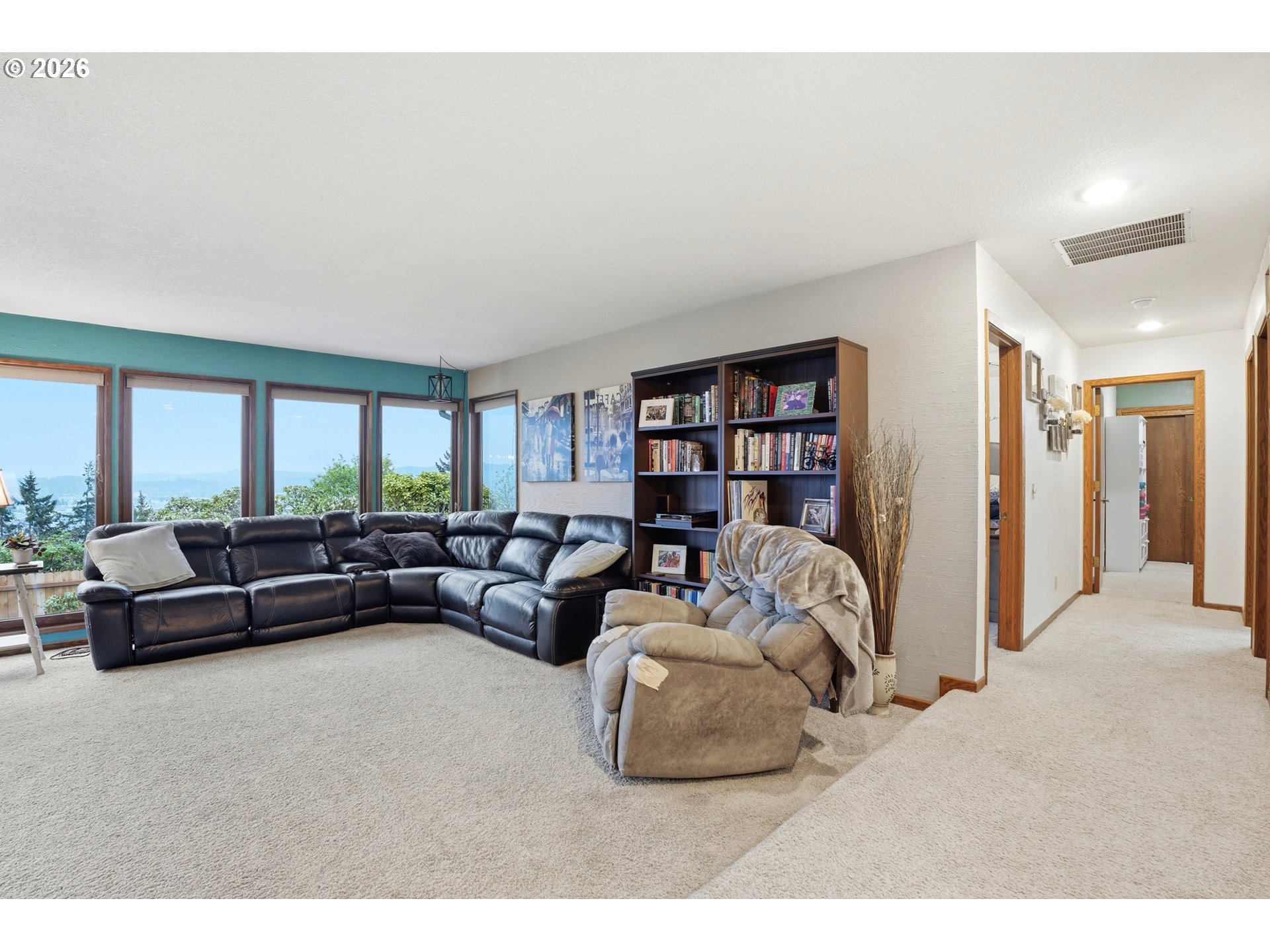 29885 Riverview Dr Property Photo 8