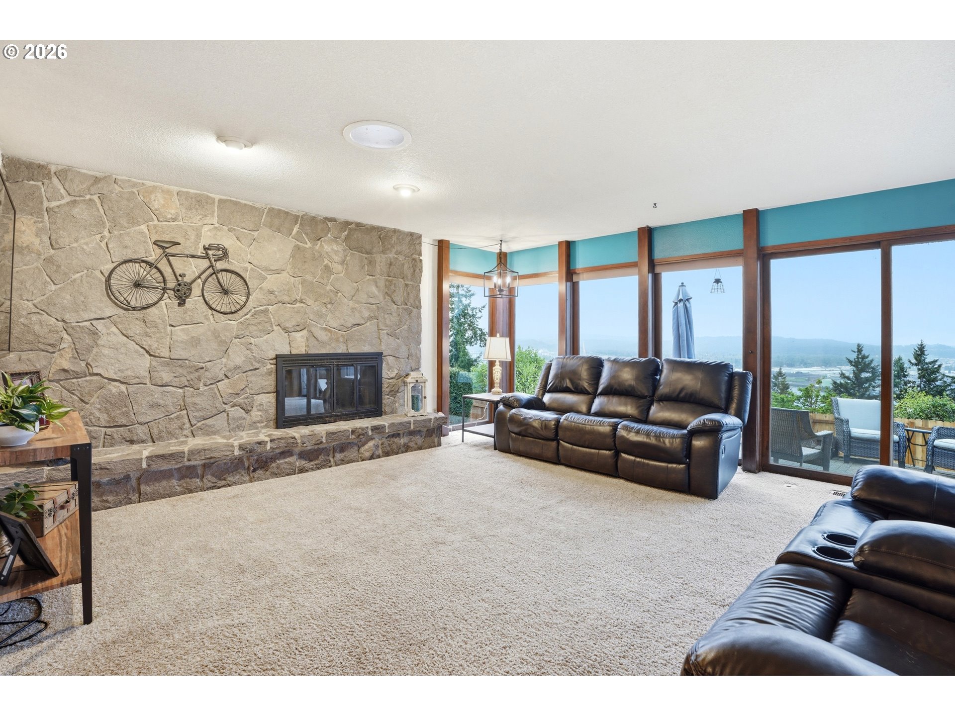 29885 Riverview Dr Property Photo 11
