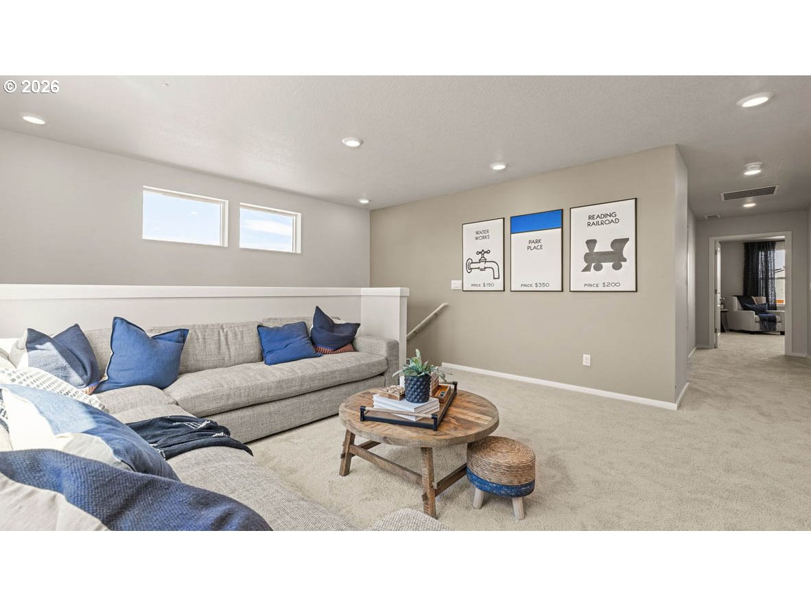 2713 Soapstone Ave Se Property Photo 8