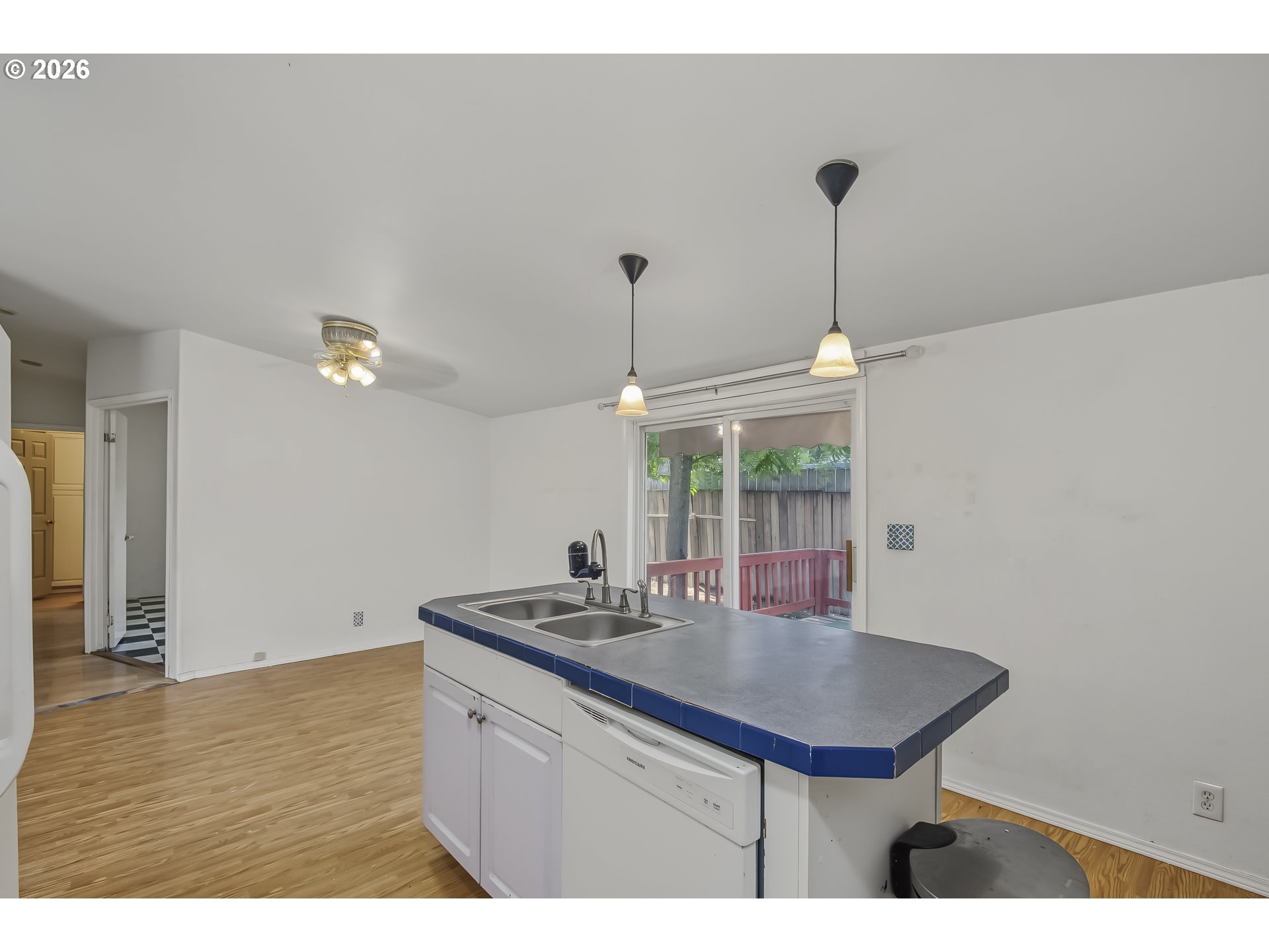 513 Madsen Loop Property Photo 12