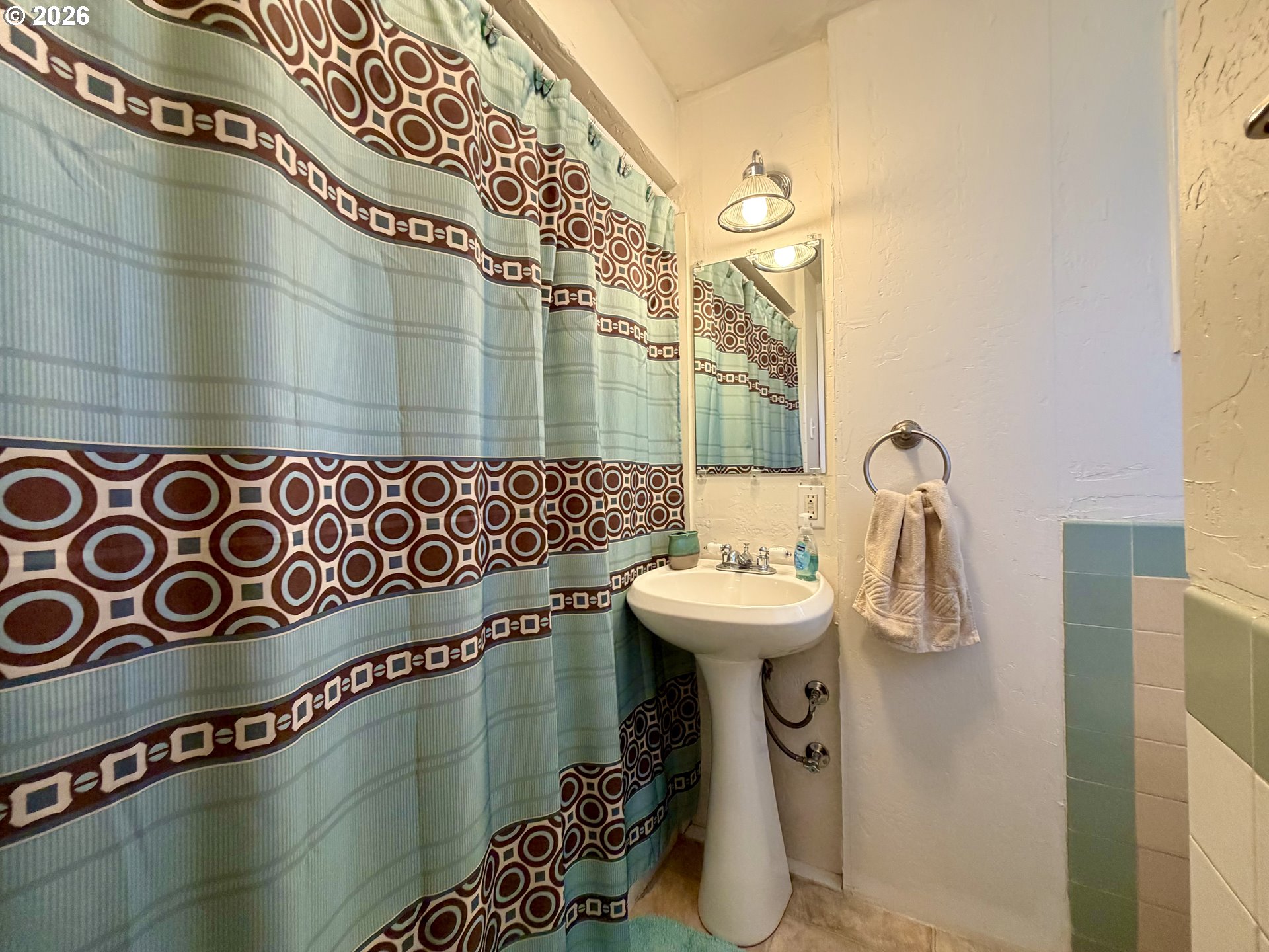 964 Michigan Ave Property Photo 15