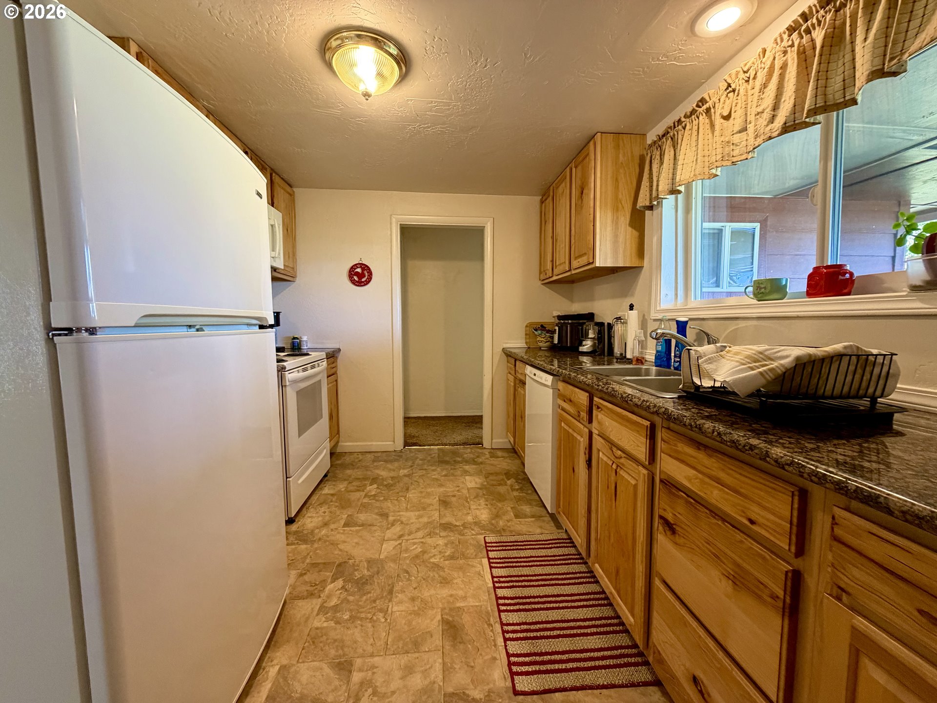 964 Michigan Ave Property Photo 17