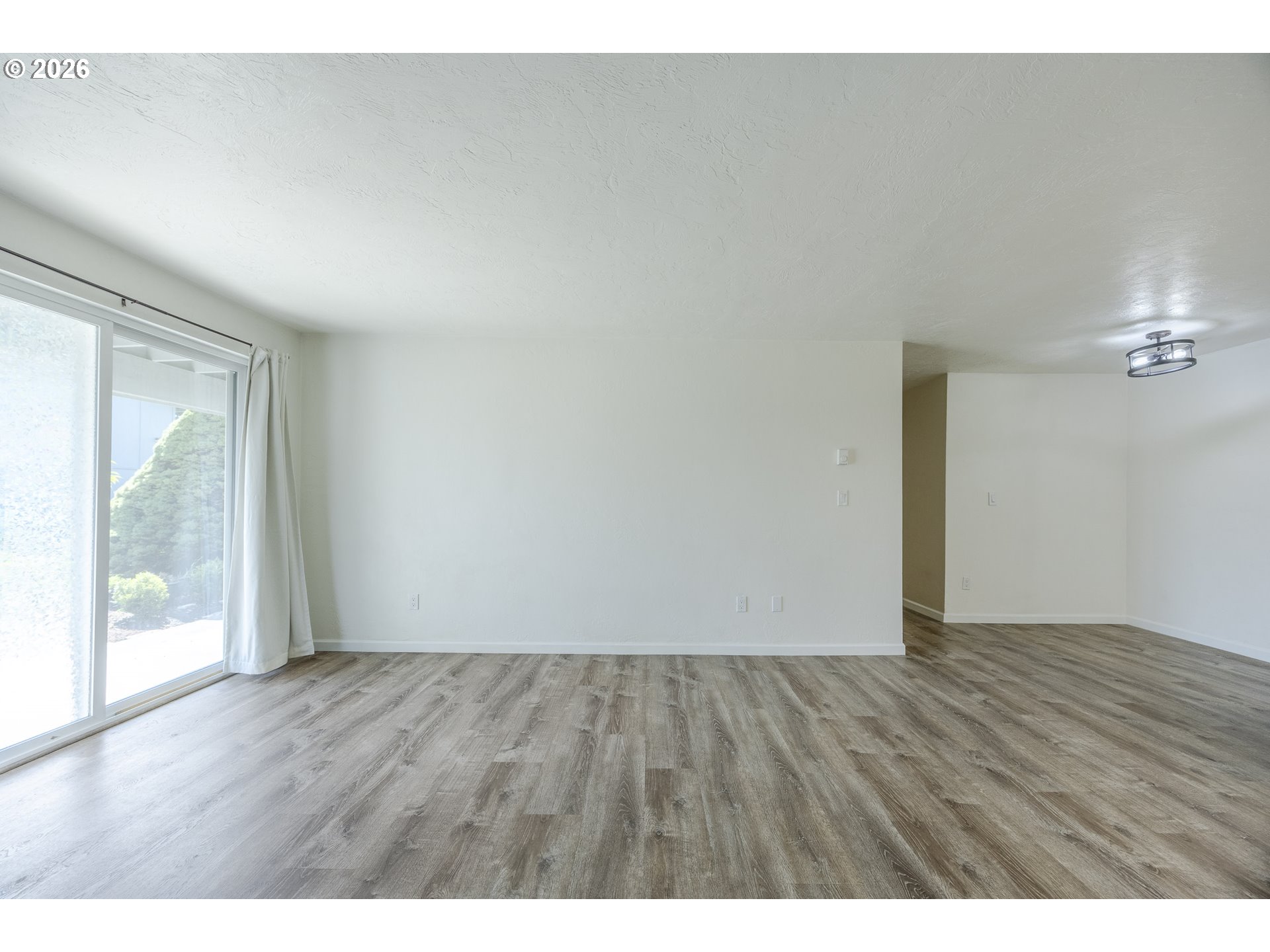 650 Harlow Rd 152 Property Photo 5
