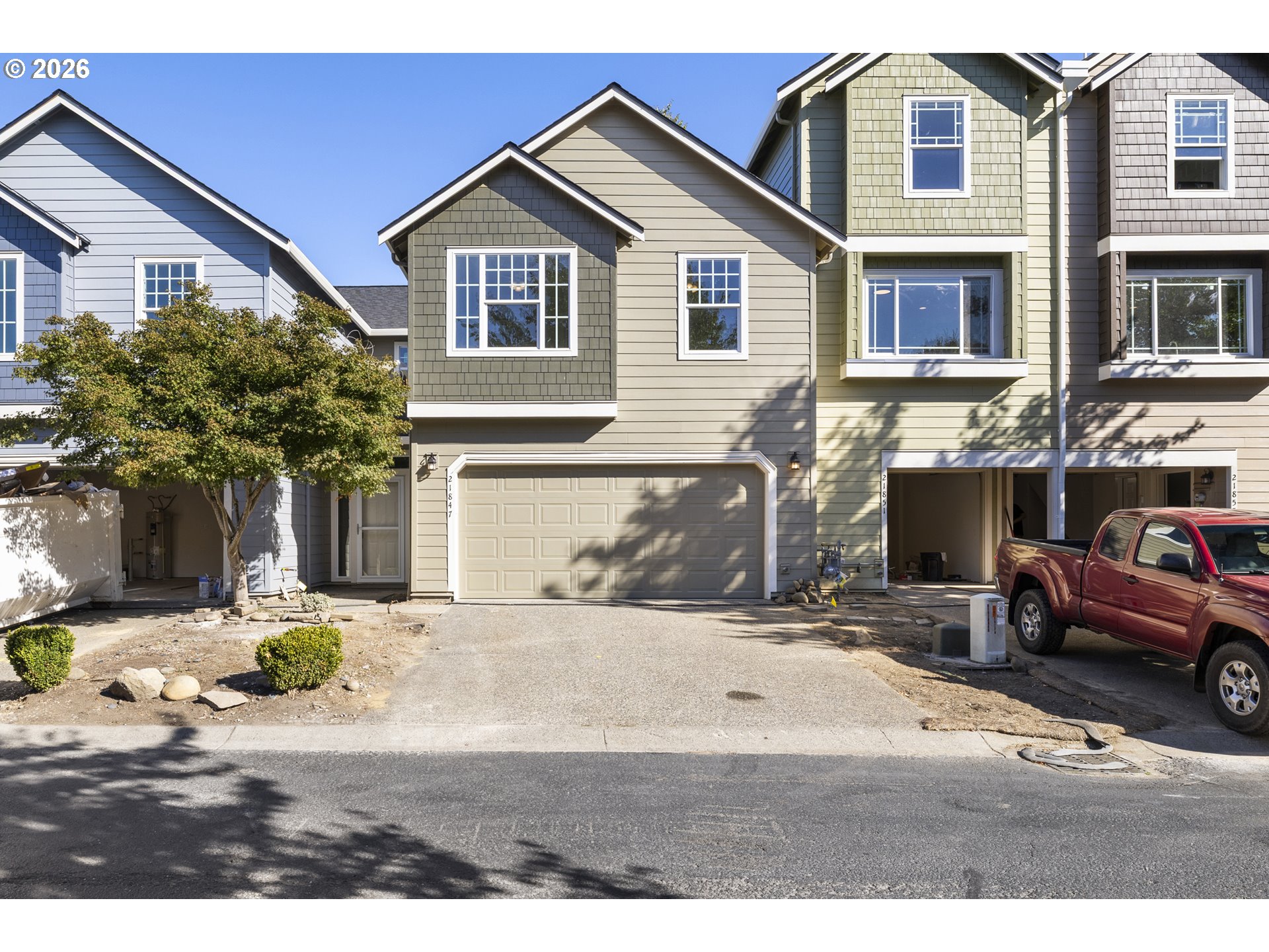 21847 Ne Heartwood Cir Property Photo 1