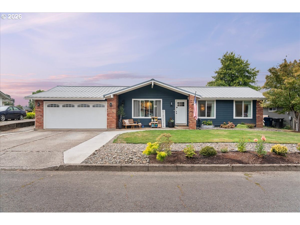 350 Cindy Ln Nw Property Photo 1
