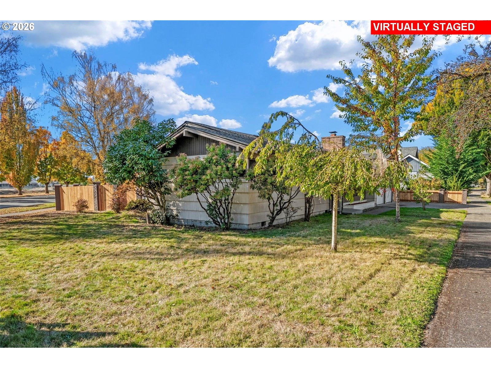 2611 Fir St Property Photo 7