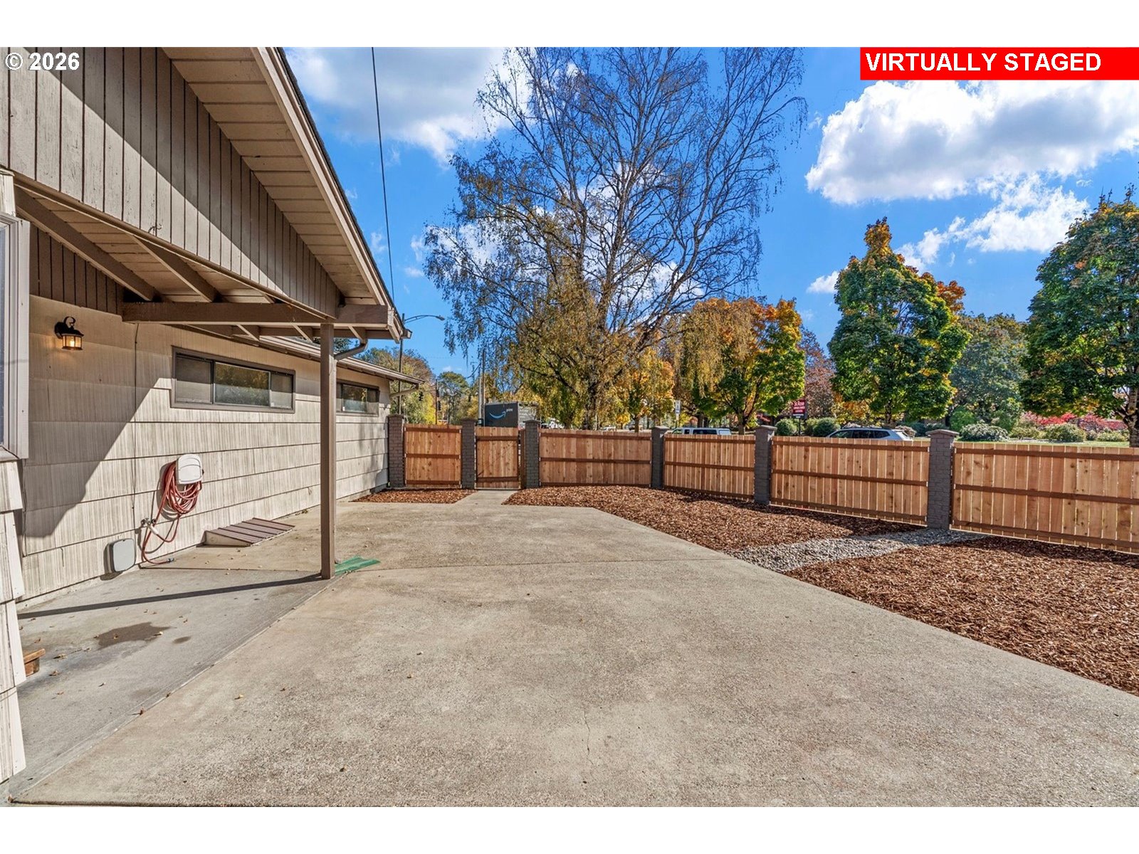 2611 Fir St Property Photo 28