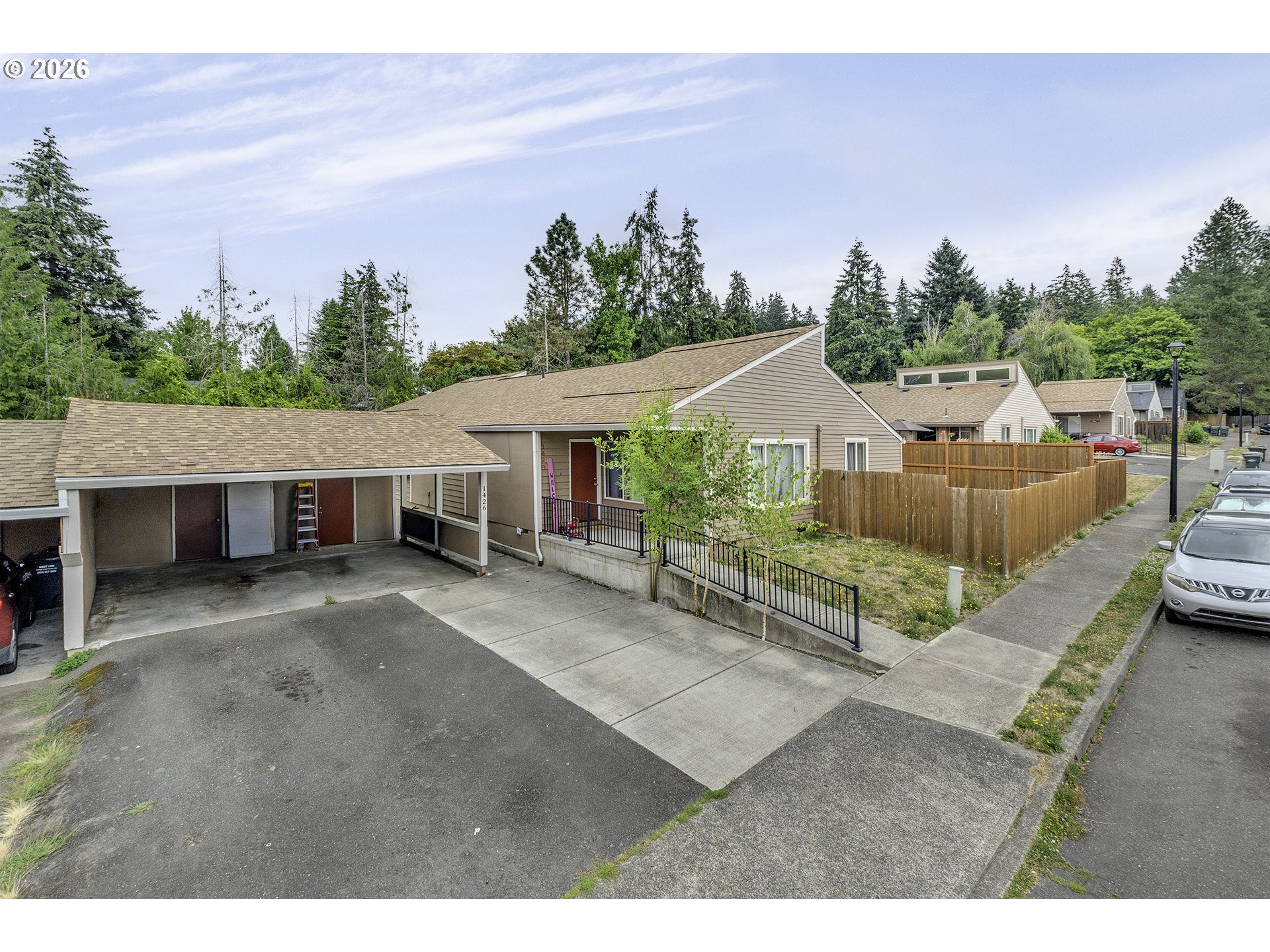 1426 Village Park Pl Property Photo 1
