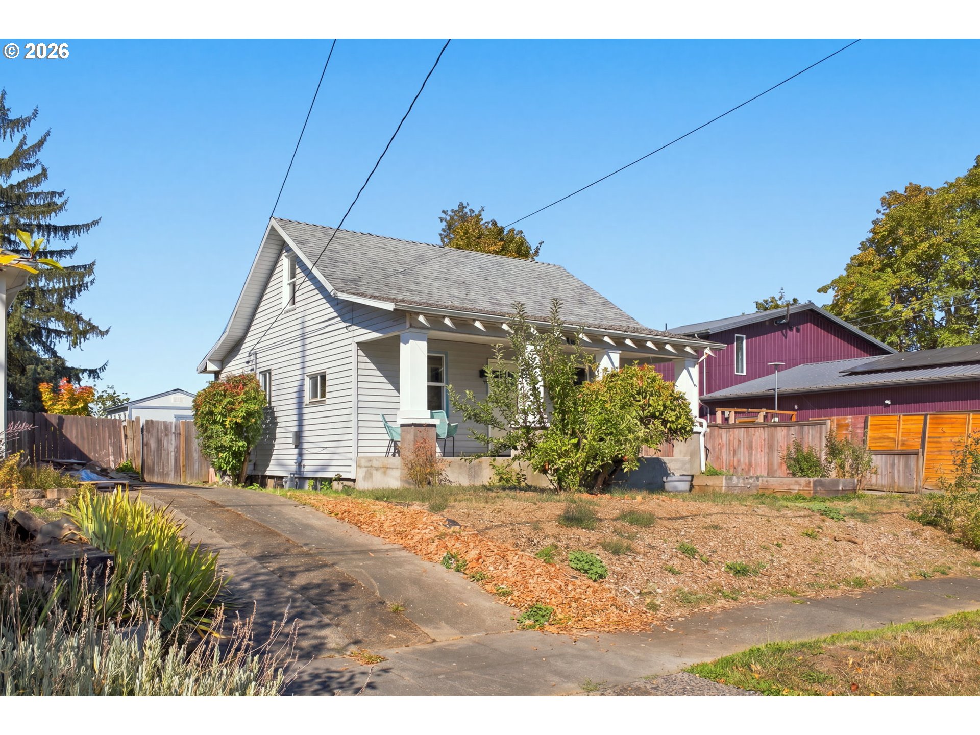 63 Ne Baldwin St Property Photo 1