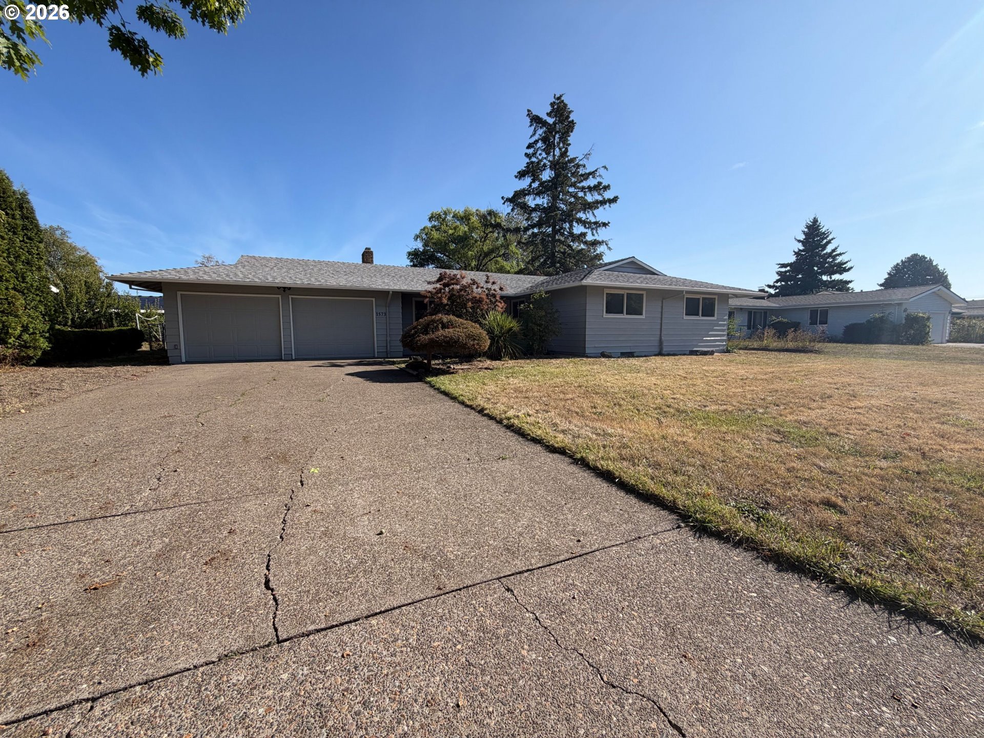 1573 NE BARBERRY DR Property Photo 1
