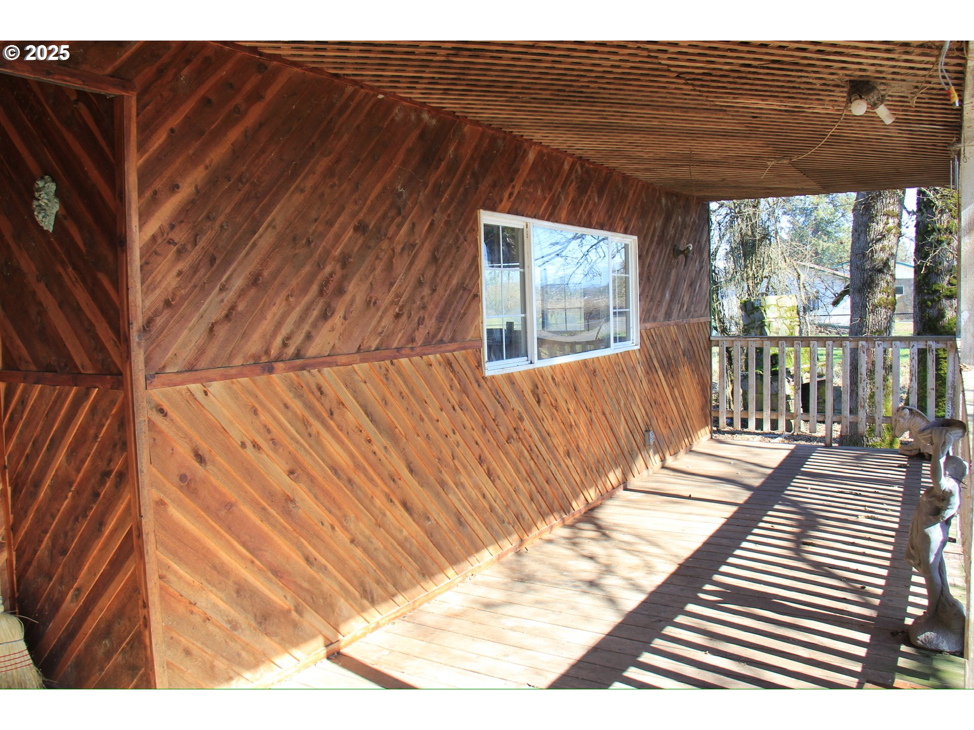 12051 S Riggs Damm Rd Property Photo 4