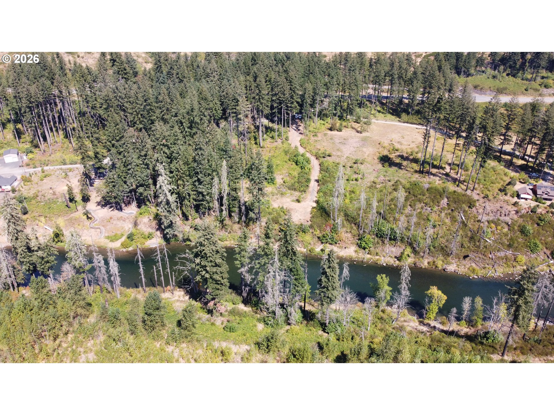 25812 Dewitt Ln Property Photo 2
