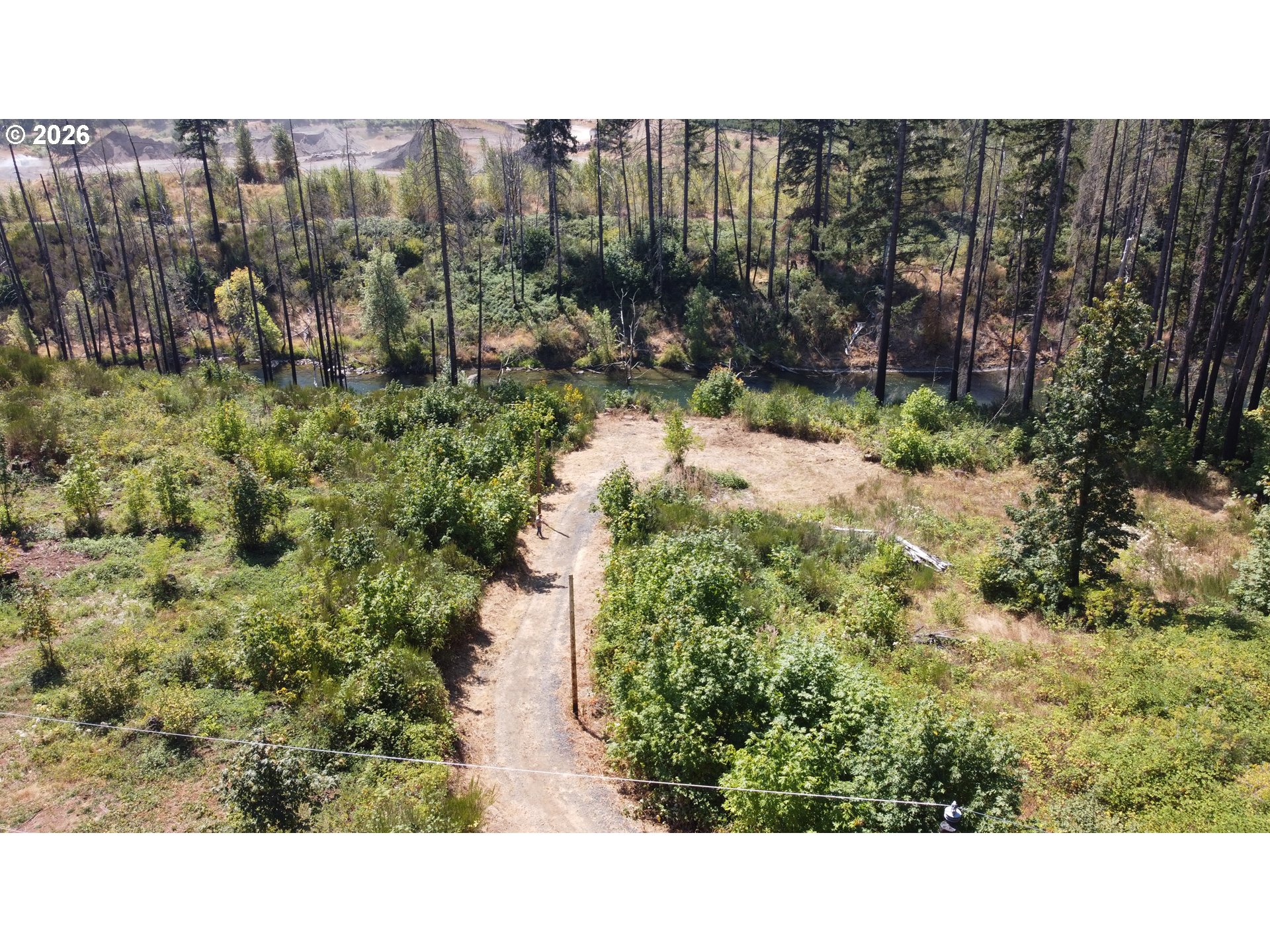 25812 Dewitt Ln Property Photo 5
