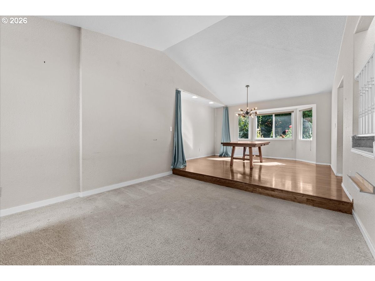 13136 Sw Chimney Ridge St Property Photo 9