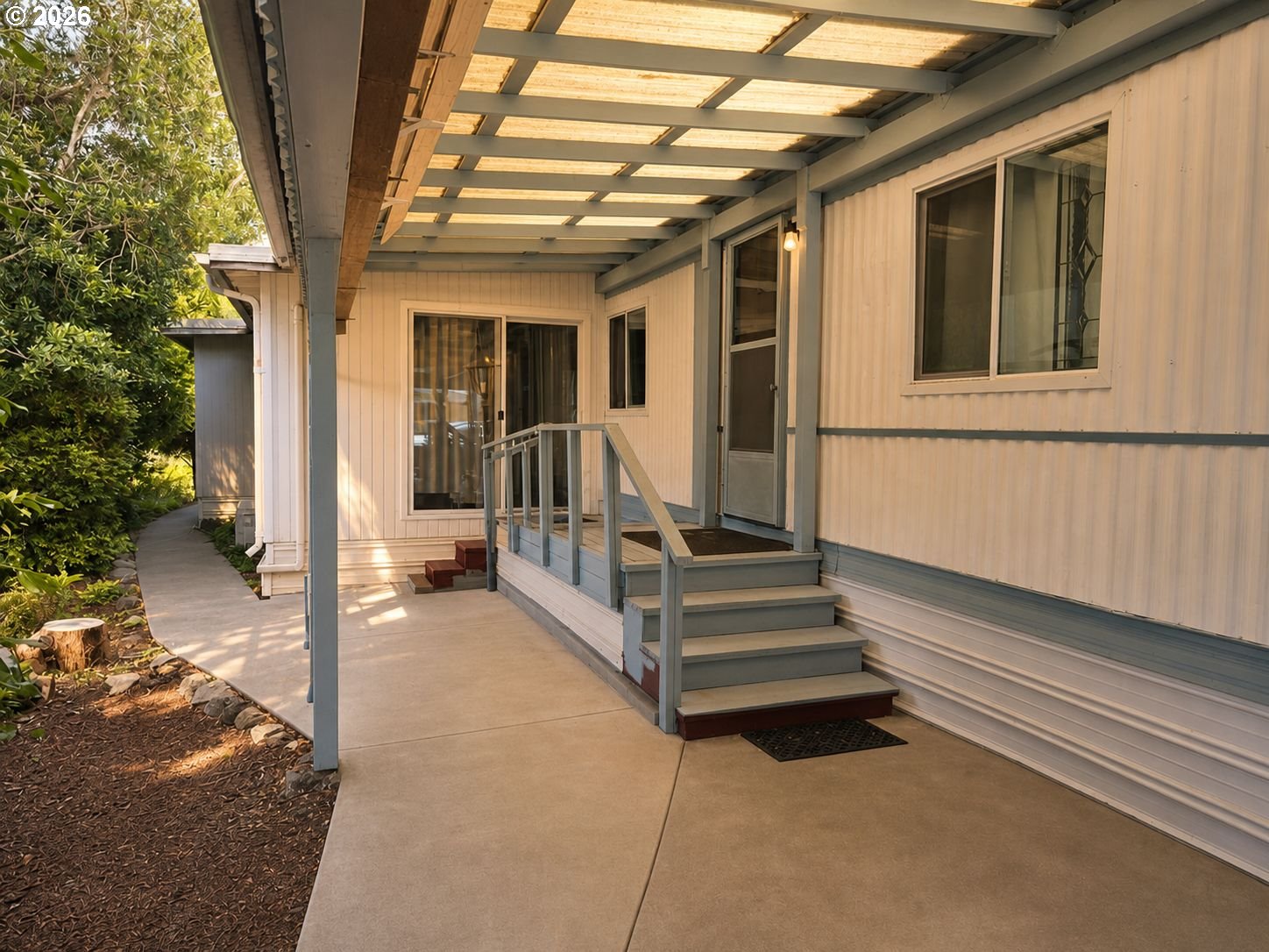 1600 Rhododendron Dr 143 Property Photo 2
