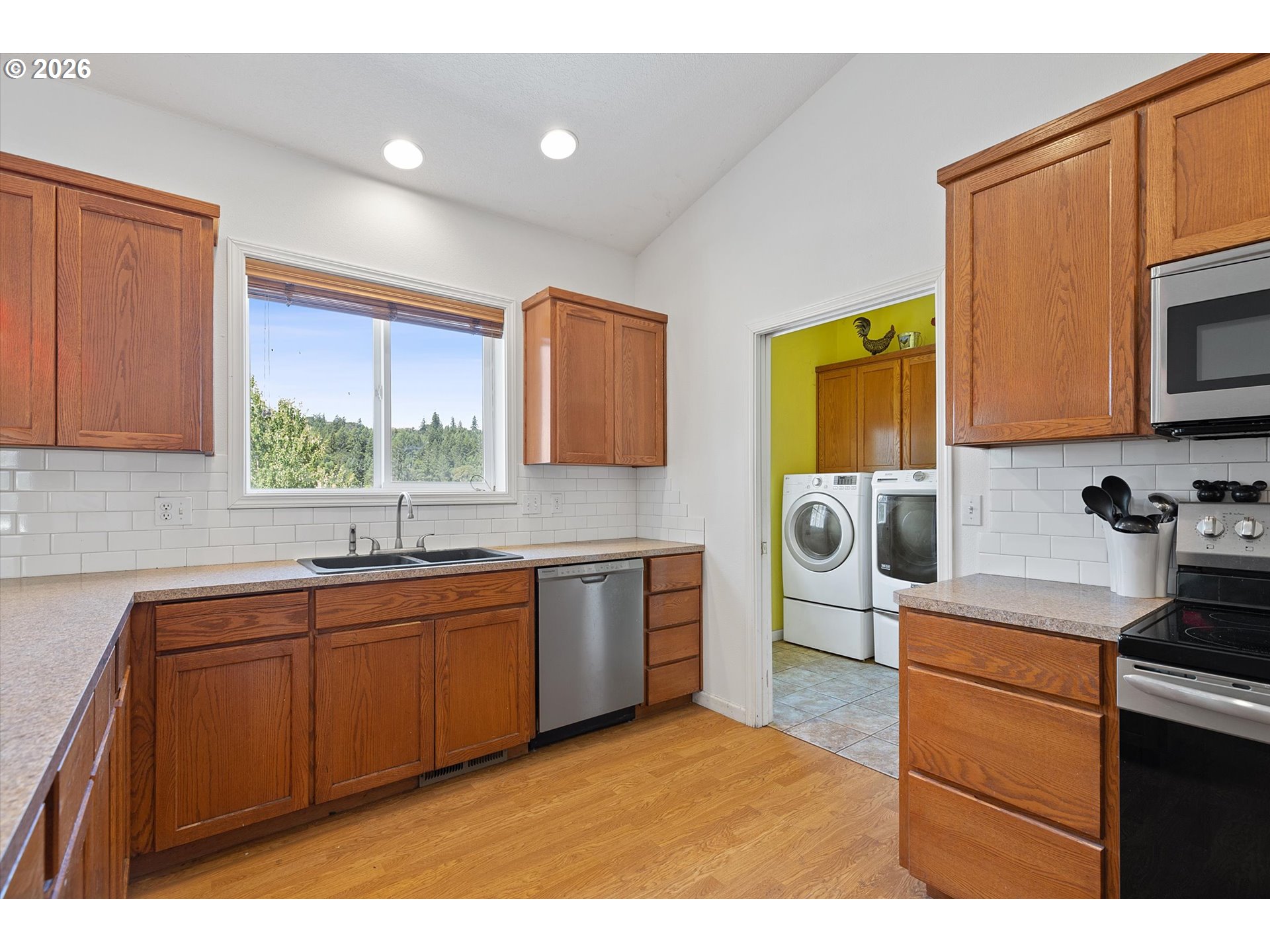 23455 Ne Spring Hill Rd Property Photo 13