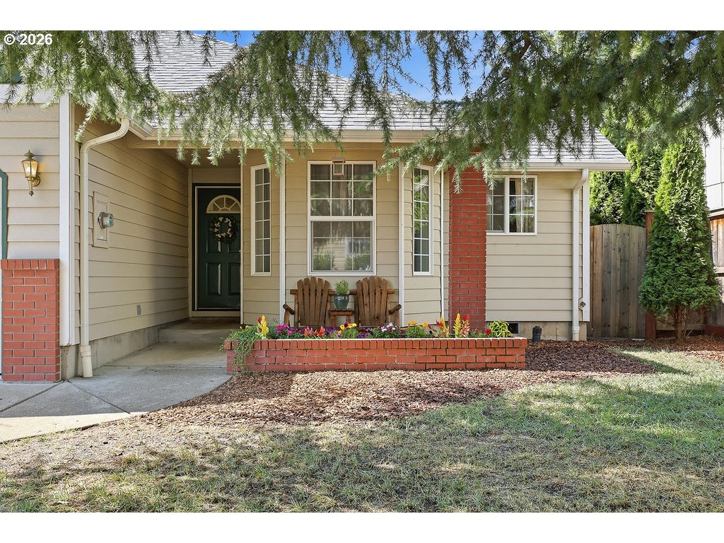 1348 Keller St Property Photo 3