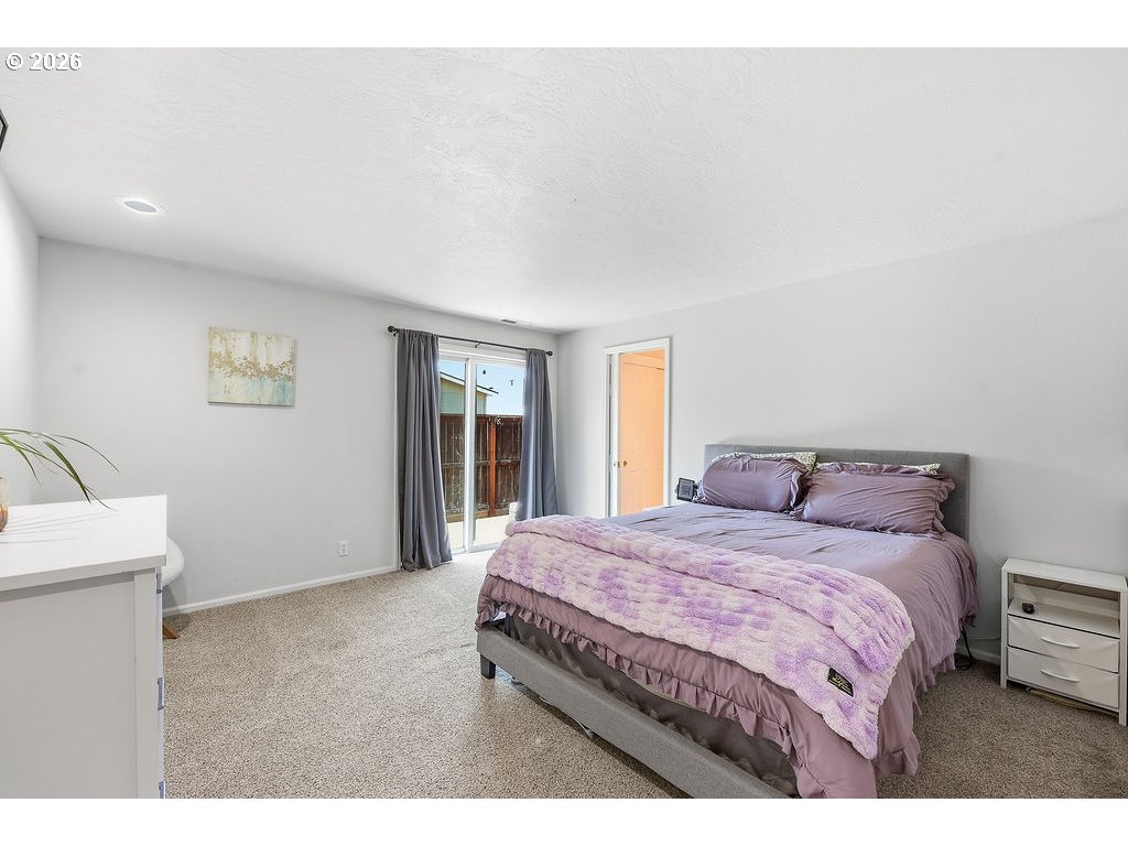 1348 Keller St Property Photo 15