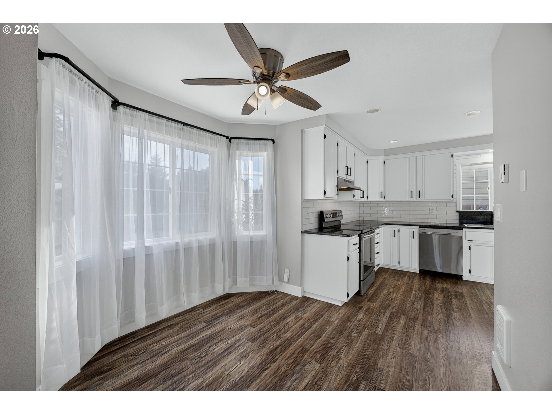 1300 Sanford St Property Photo 15