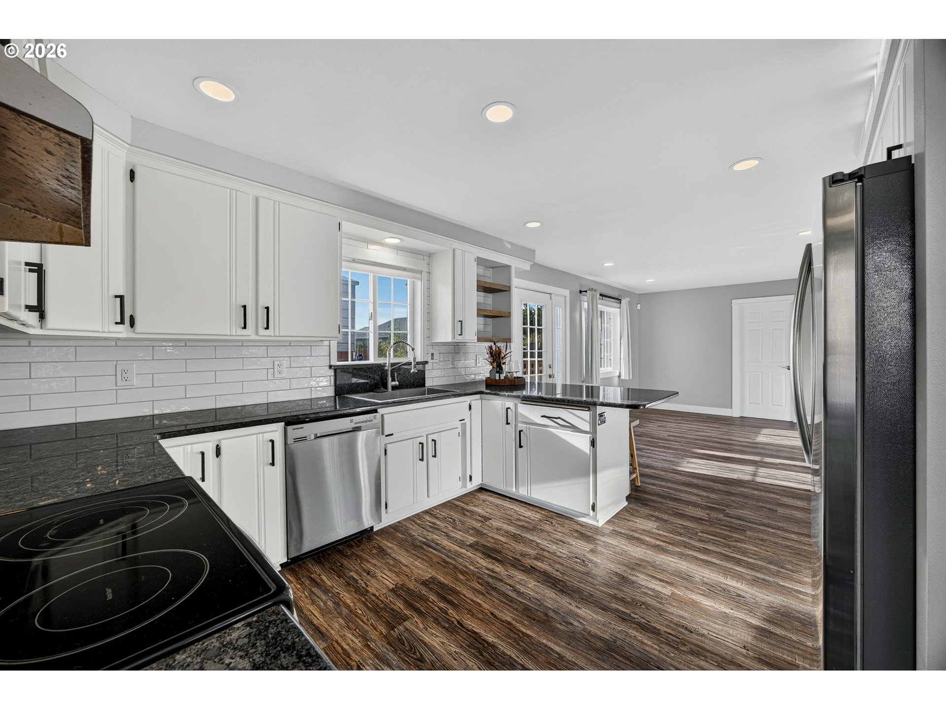 1300 Sanford St Property Photo 17