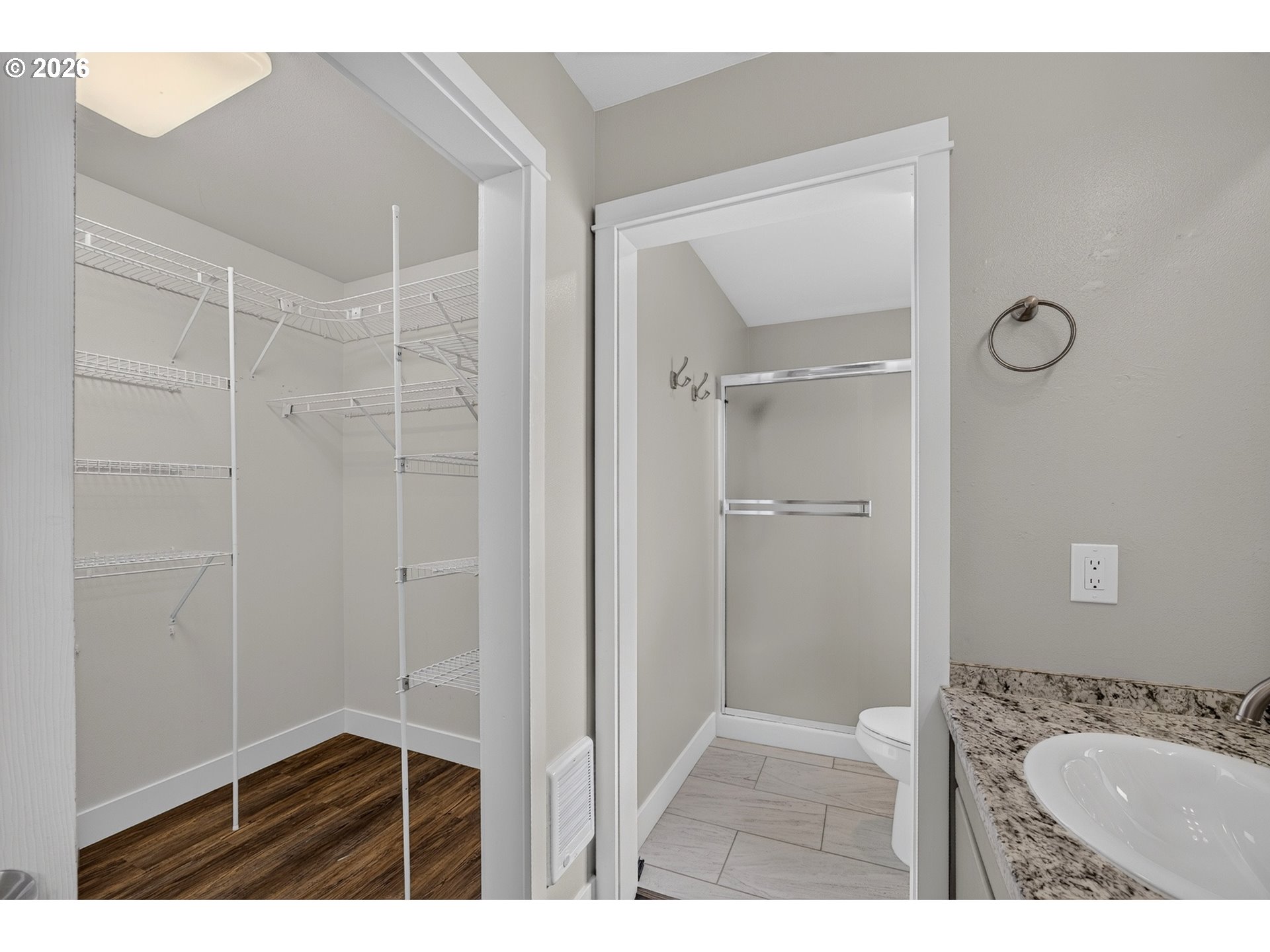 1300 Sanford St Property Photo 37