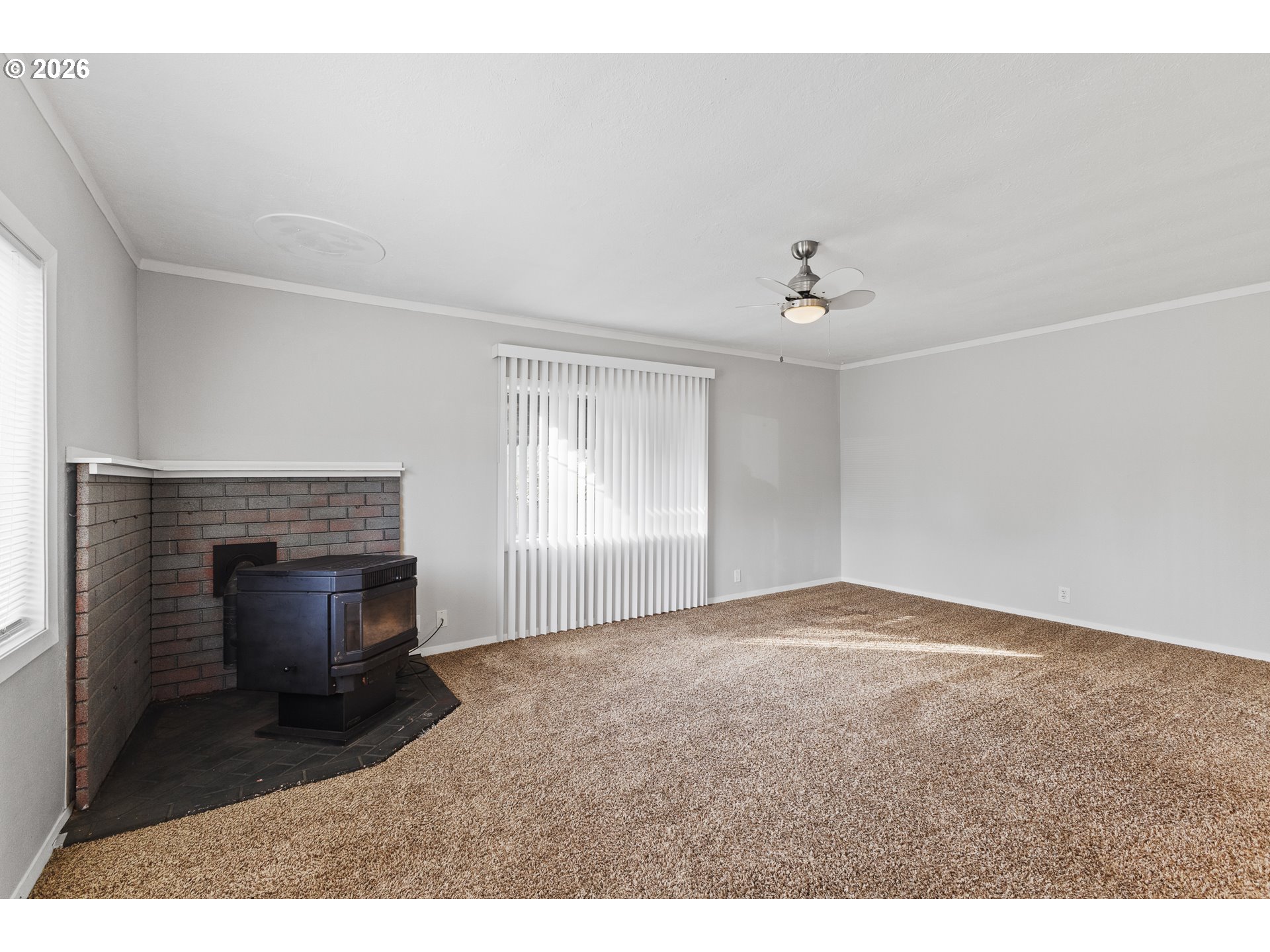 1848 Thomas Ave Property Photo 5