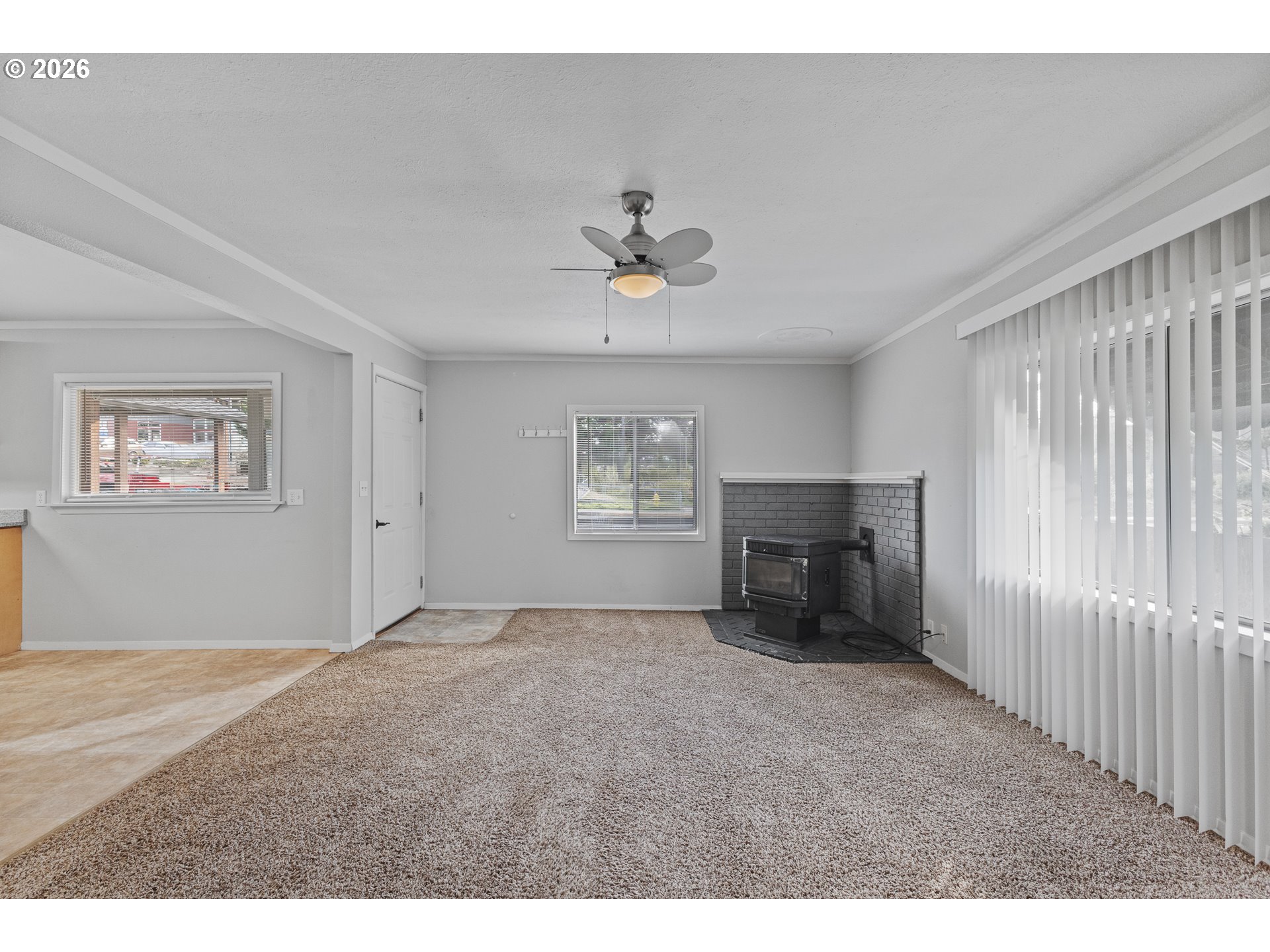 1848 Thomas Ave Property Photo 6